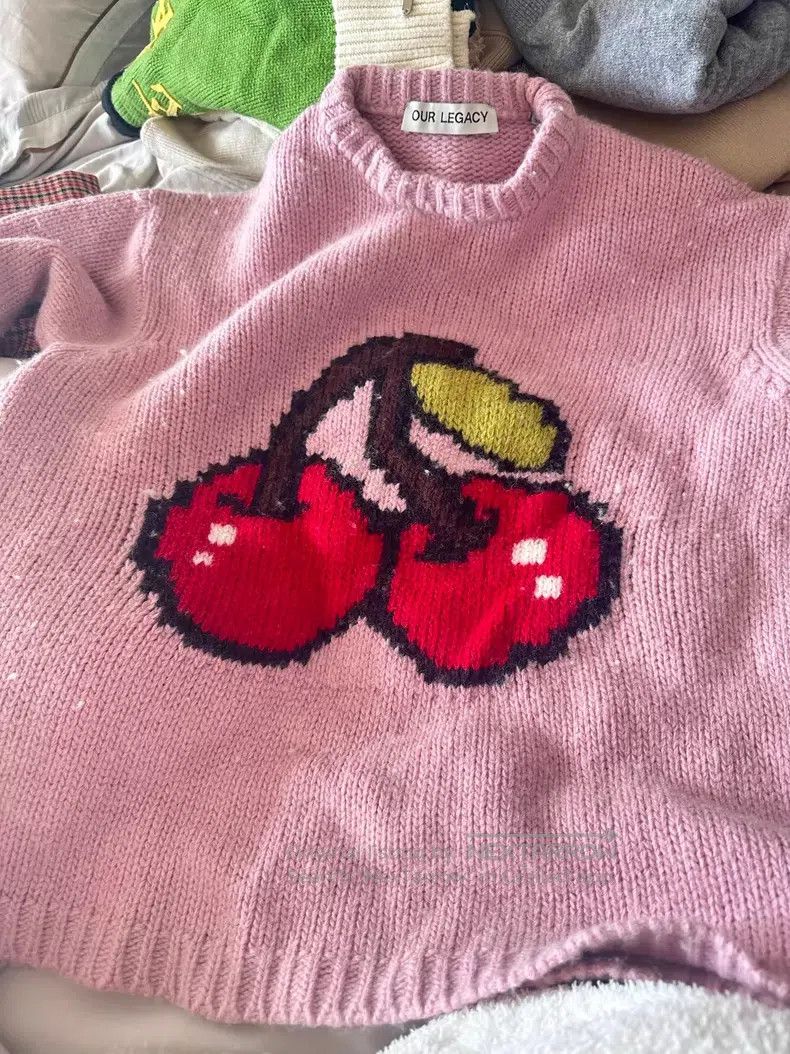 Our Legacy Our Legacy Pink Cherry Round Neck Knit Sweater Size XXS / US 00 / IT 34 - 3 Thumbnail