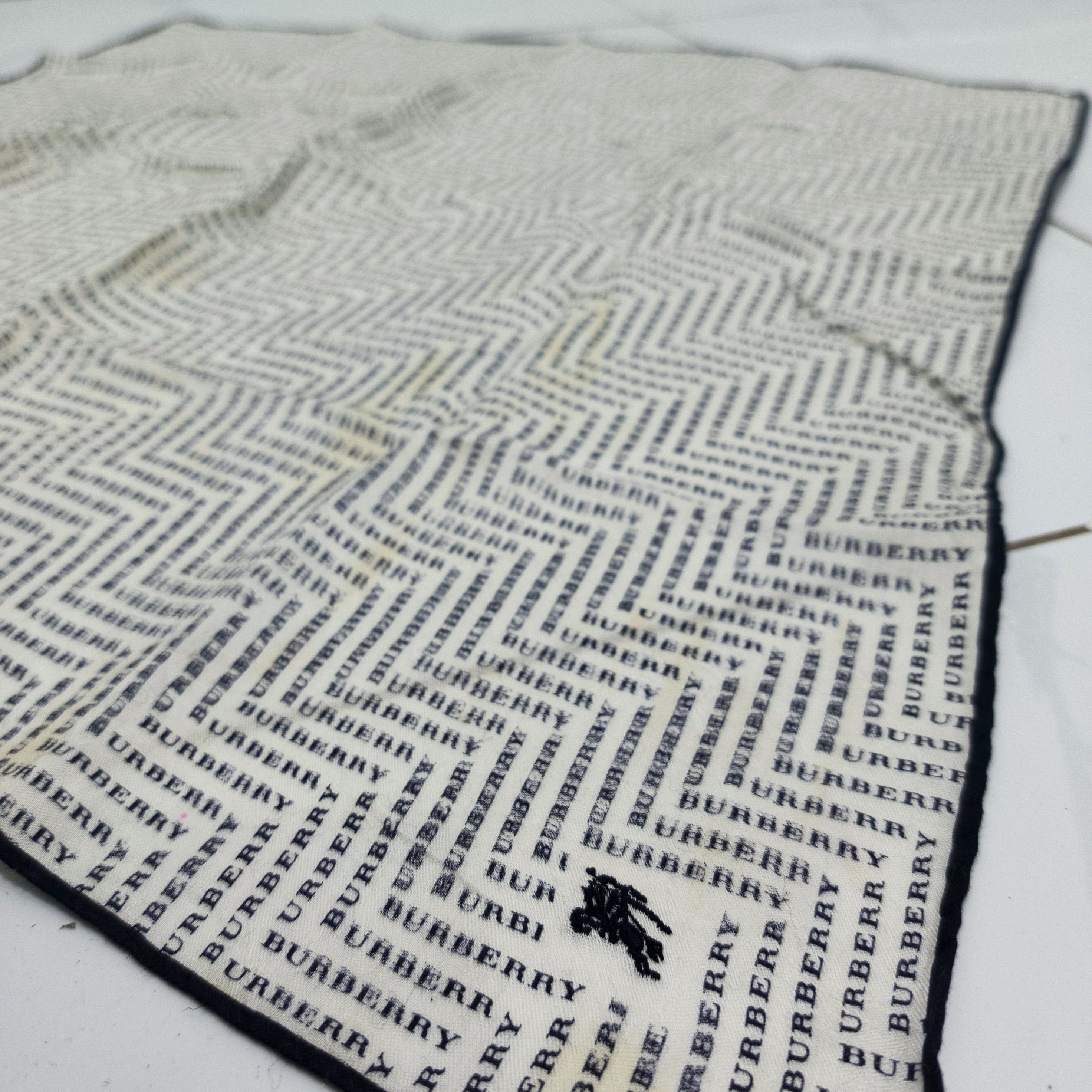 Burberry Luxury Designer Handkerchief Lot Burberry Bundle 5 Pieces Size ONE SIZE - 2 Thumbnail