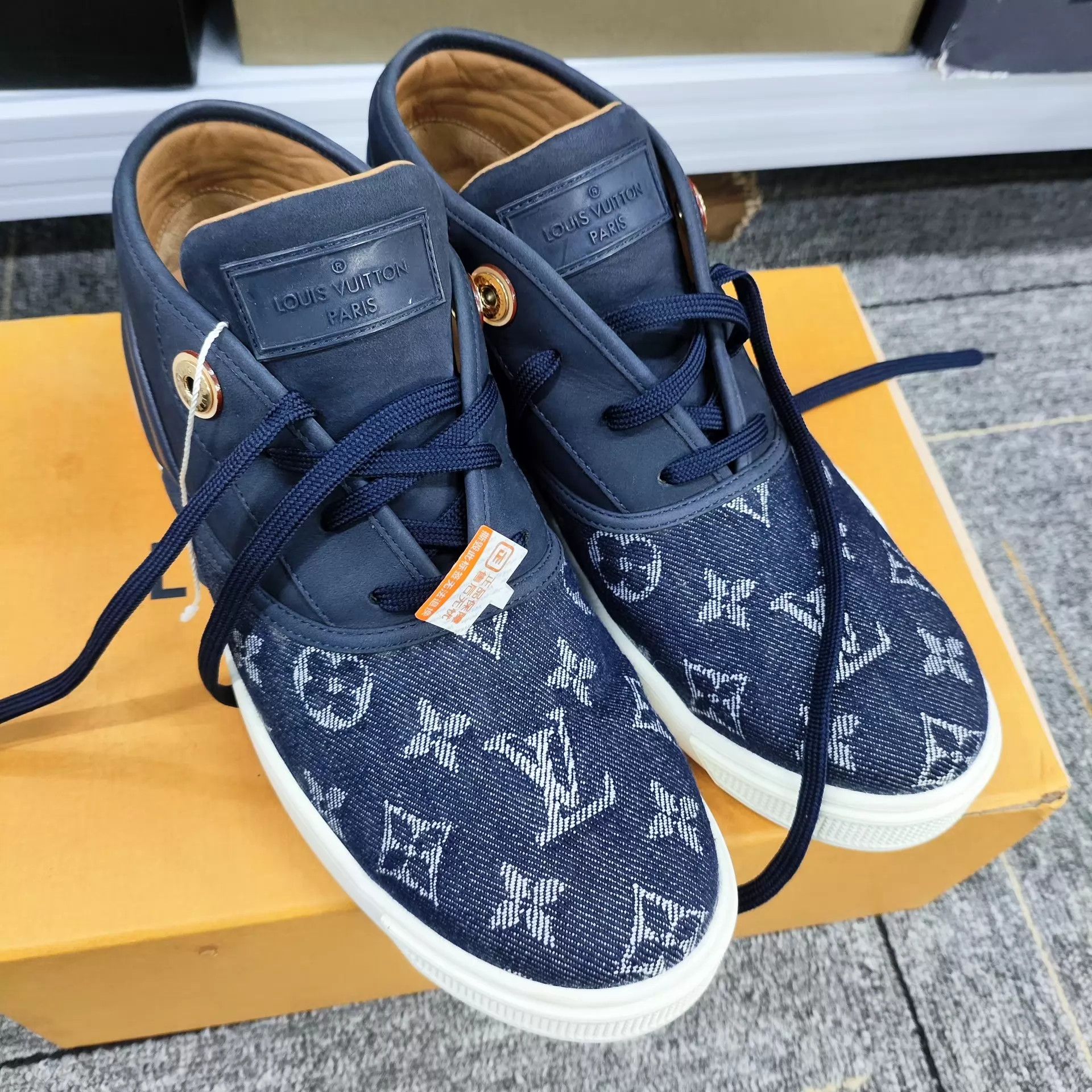 Louis Vuitton LV Monogram Blue Casual Sneakers 37.5 Size US 7 / IT 37 - 1 Thumbnail