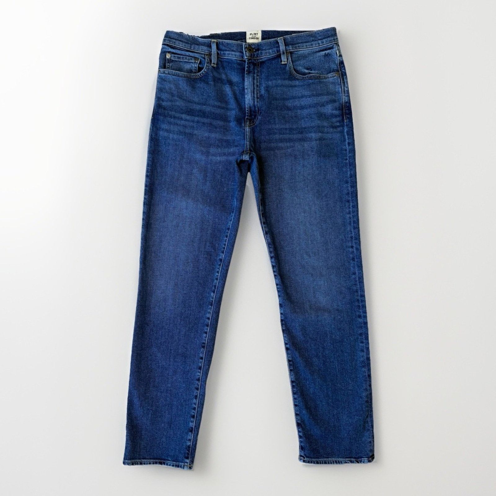 Flint And Tinder Flint and Tinder Straight Jeans 32 Medium Wash Made in USA Size US 32 / EU 48 - 1 Thumbnail