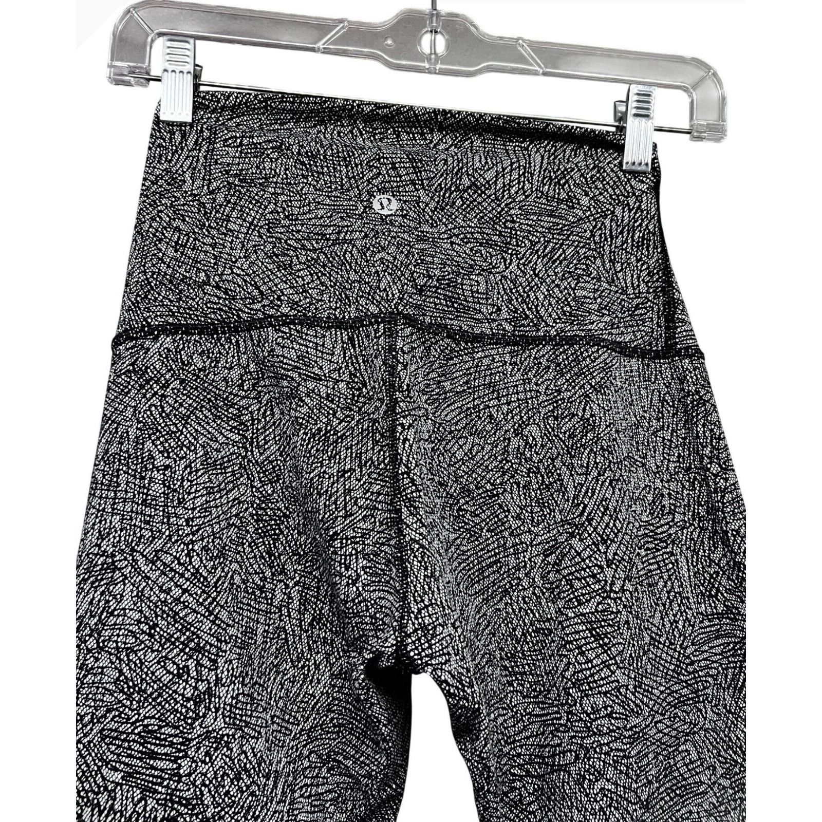 Lululemon Lululemon Wunder Under Luon Ripple Jacquard Crop Leggings 2 Size 26" / US 2 / IT 38 - 5 Thumbnail