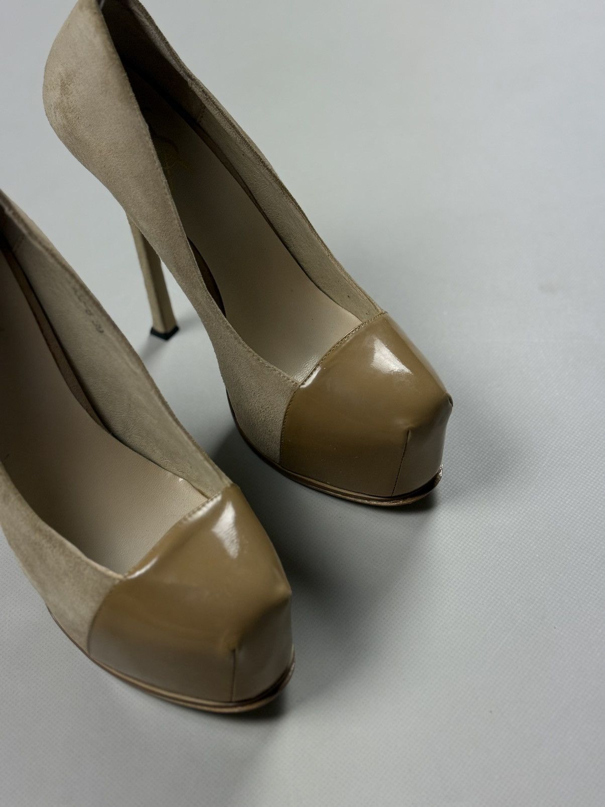 Yves Saint Laurent YSL Yves Saint Lauren Tribute Two Cap Toe Pump Heels Shoes Size US 9 / IT 39 - 4 Thumbnail