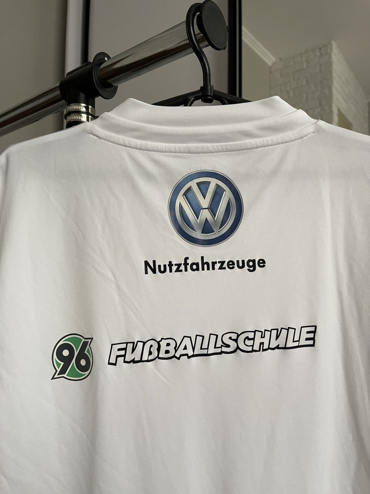 Other 2015/2016 Hannover 96 Jako Soccer Jersey T-Shirt Tee Size US M / EU 48-50 / 2 - 7 Thumbnail