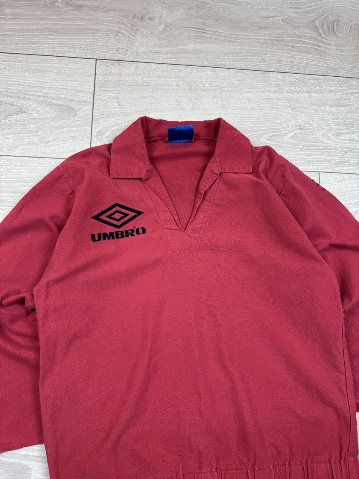 Umbro × Vintage Vintage Umbro ProTraining Sweatshirt Large Red 90s Football Size US M / EU 48-50 / 2 - 6 Thumbnail