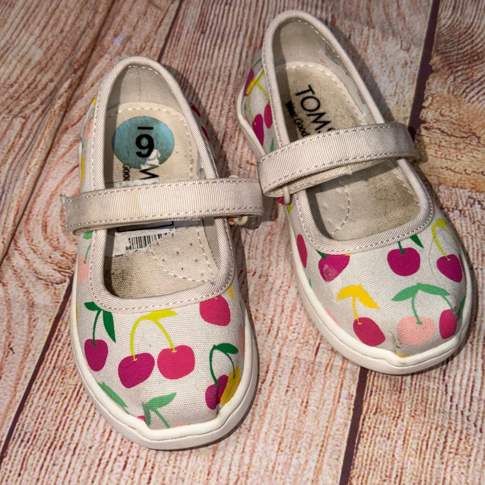 Toms TOMS Kids Cherry Print Mary Jane Shoes Size 6 Size US 6 / IT 36 - 1 Thumbnail