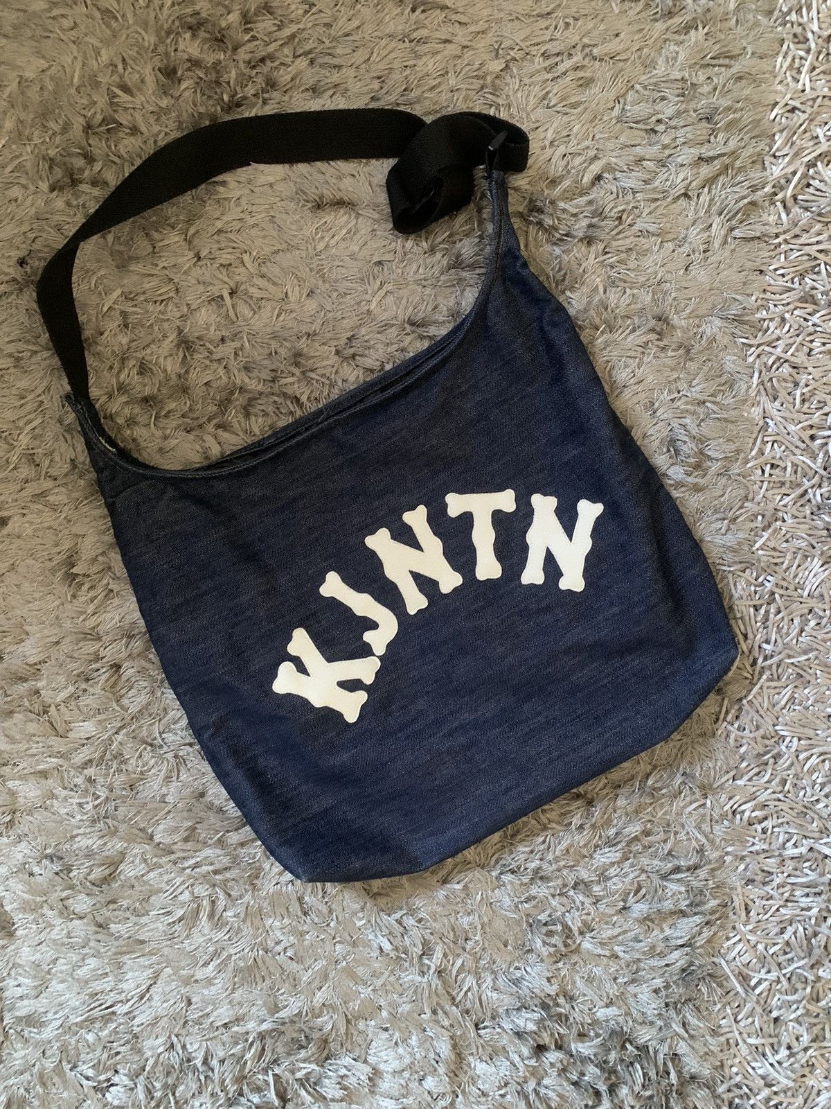 Handmade 7TH ANNIVERSARY KATA JANTAN SLING BAG Size ONE SIZE - 1 Thumbnail