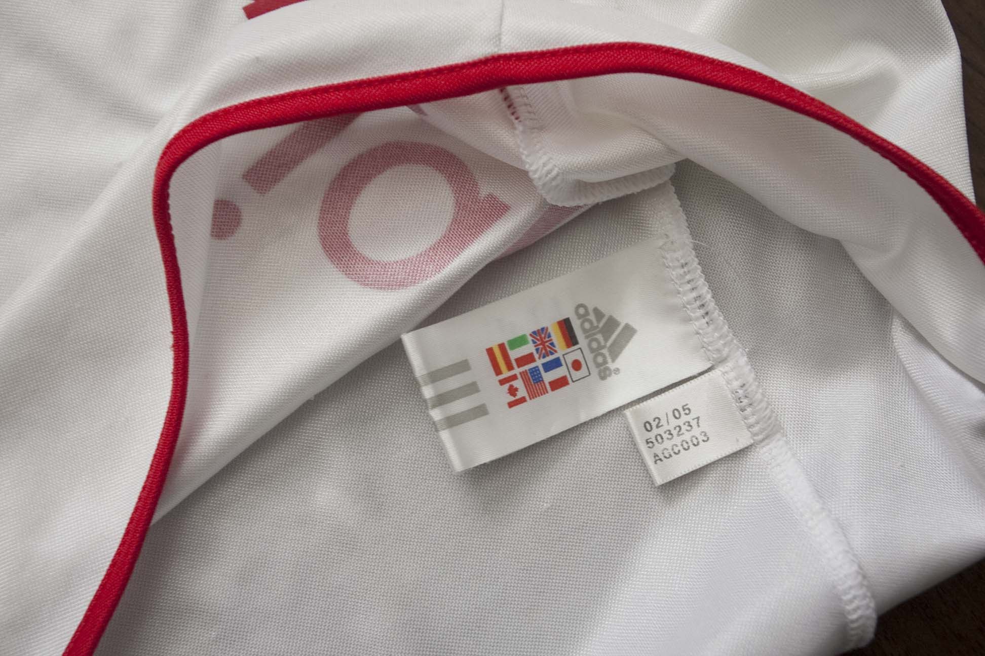 Adidas Japan National Team World Cup 2006 Soccer T Shirt Size L Size US L / EU 52-54 / 3 - 4 Thumbnail