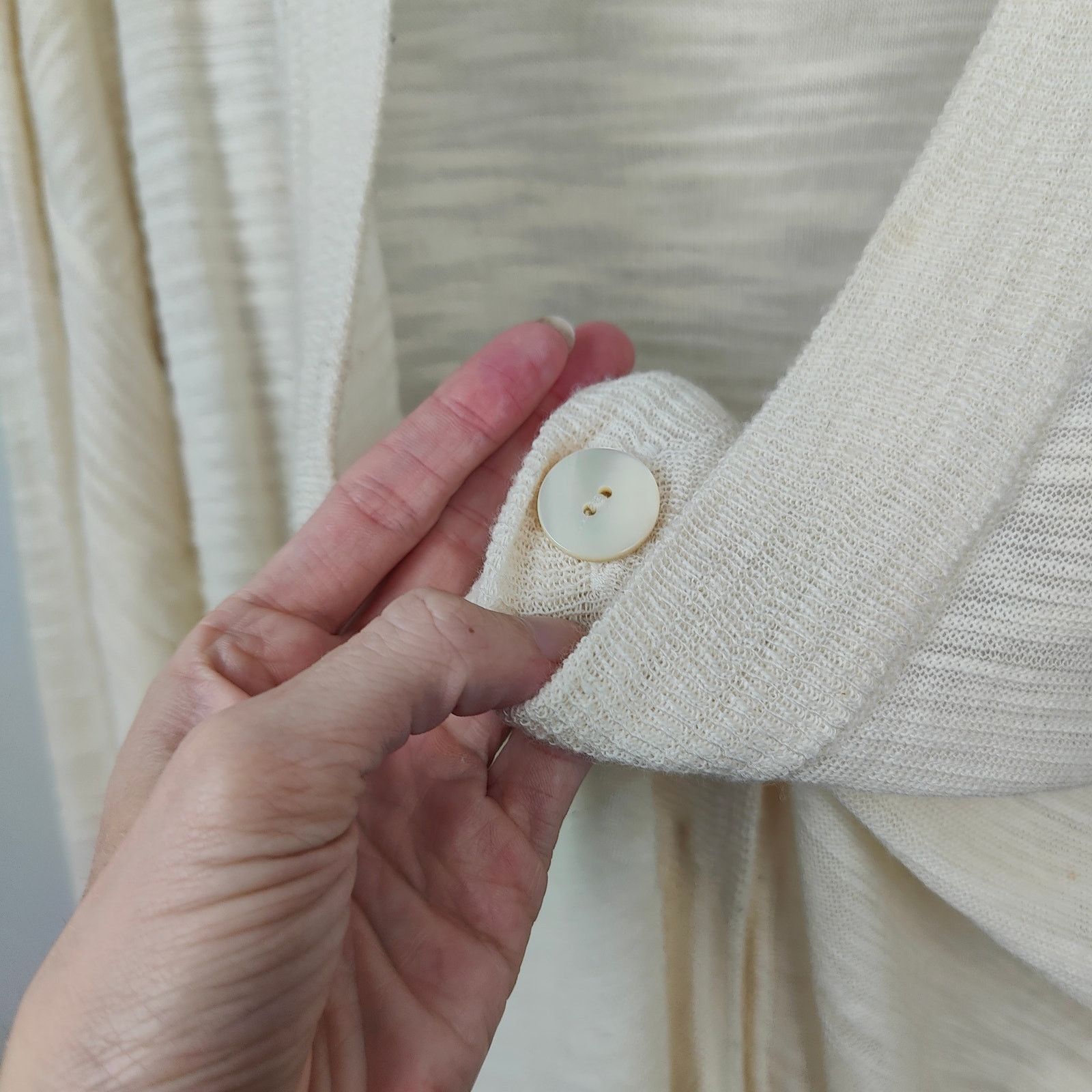 Maison Margiela Maison Martin Margiela Cardigan Sweater Womens XS Cream Size XS / US 0-2 / IT 36-38 - 4 Thumbnail