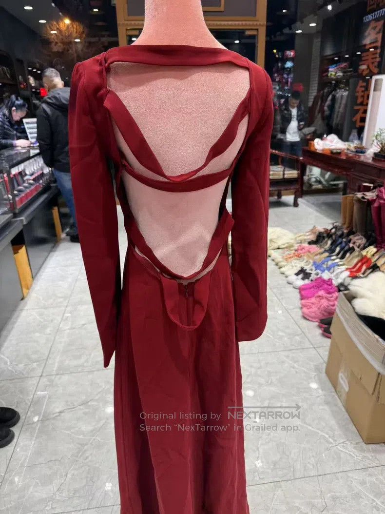 Other Valentino Long skirt with an open back Size S / US 4 / IT 40 - 2 Thumbnail