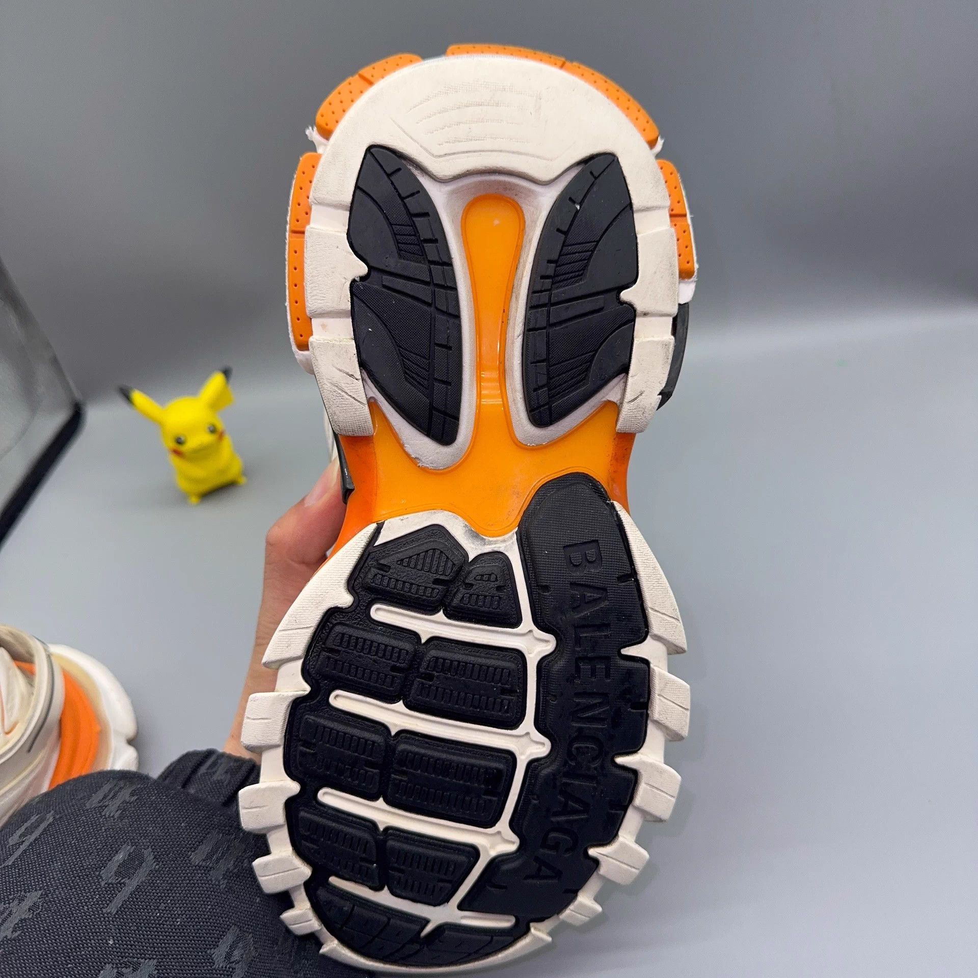 Balenciaga Balenciaga Track White Orange 38 Size US 7 / IT 37 - 8 Thumbnail