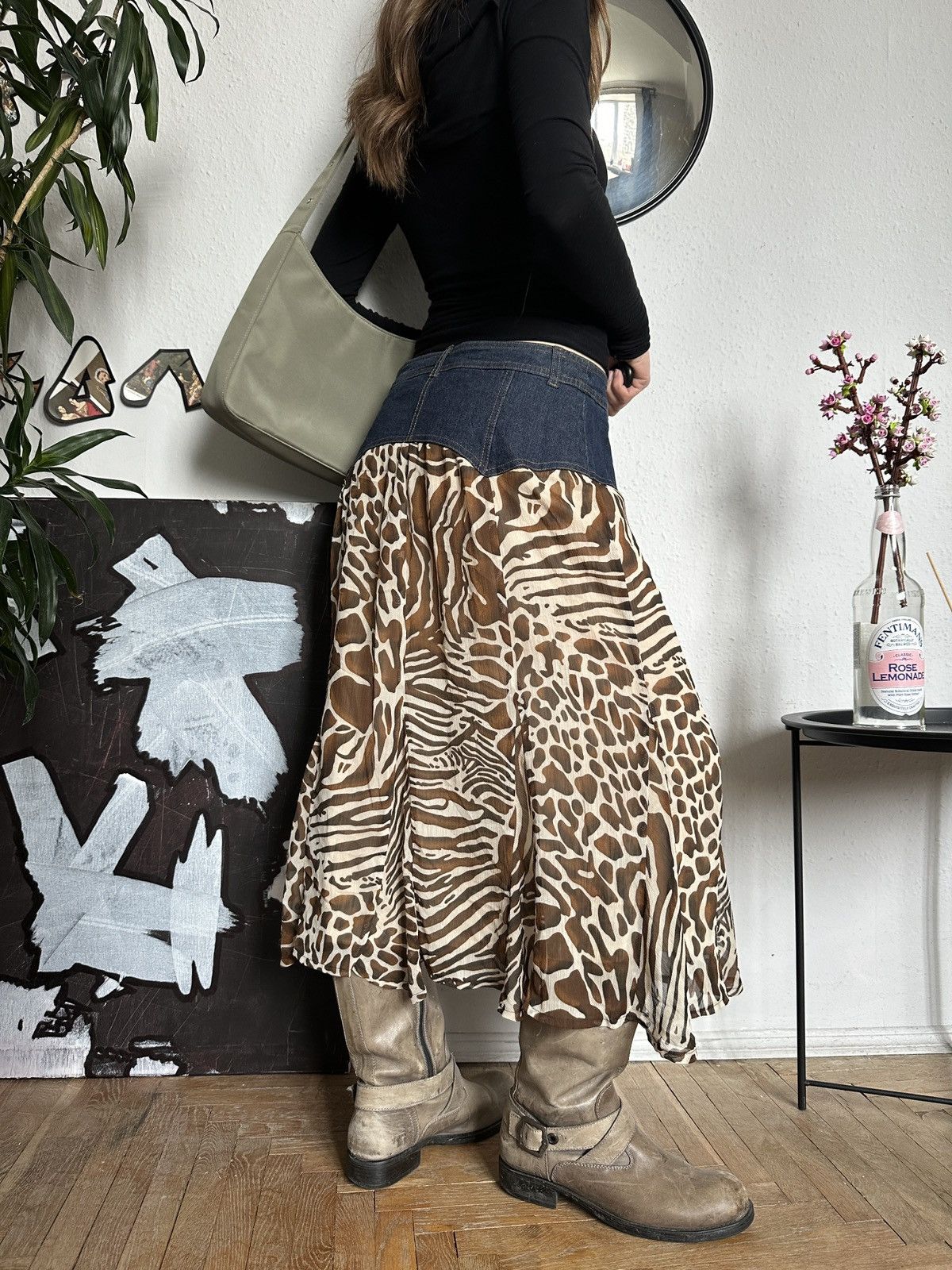 Vintage Giraffe Pattern & Denim Boho Mesh Mixed Fabric Midi Skirt Size 27" / US 4 / IT 40 - 5 Thumbnail