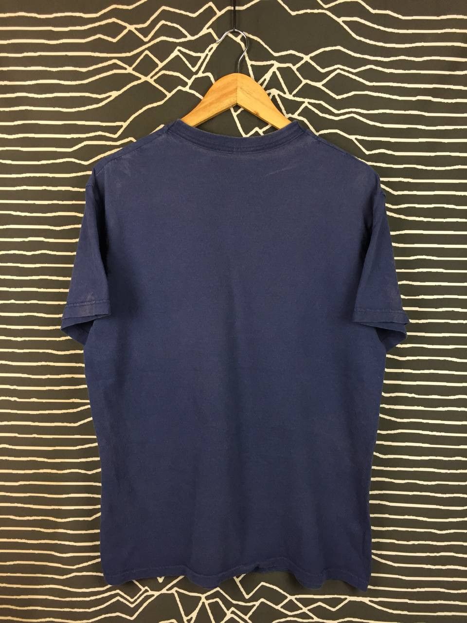 Vintage Vtg Fruit of the Loom Faded Navy Blue Blank Pocket Tee Size US L / EU 52-54 / 3 - 7 Thumbnail