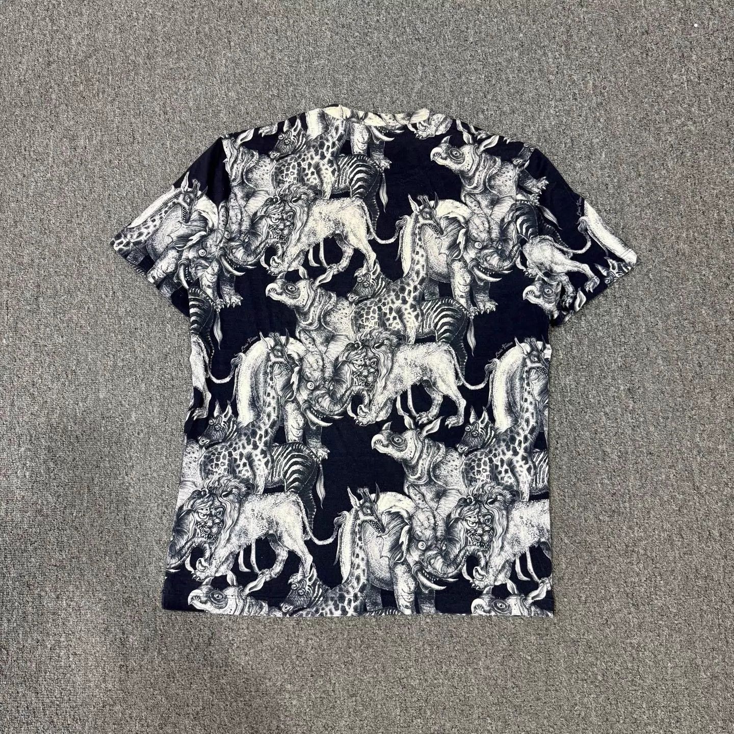 Louis Vuitton LV Zoo T-shirt M 99 New Size US M / EU 48-50 / 2 - 2 Thumbnail