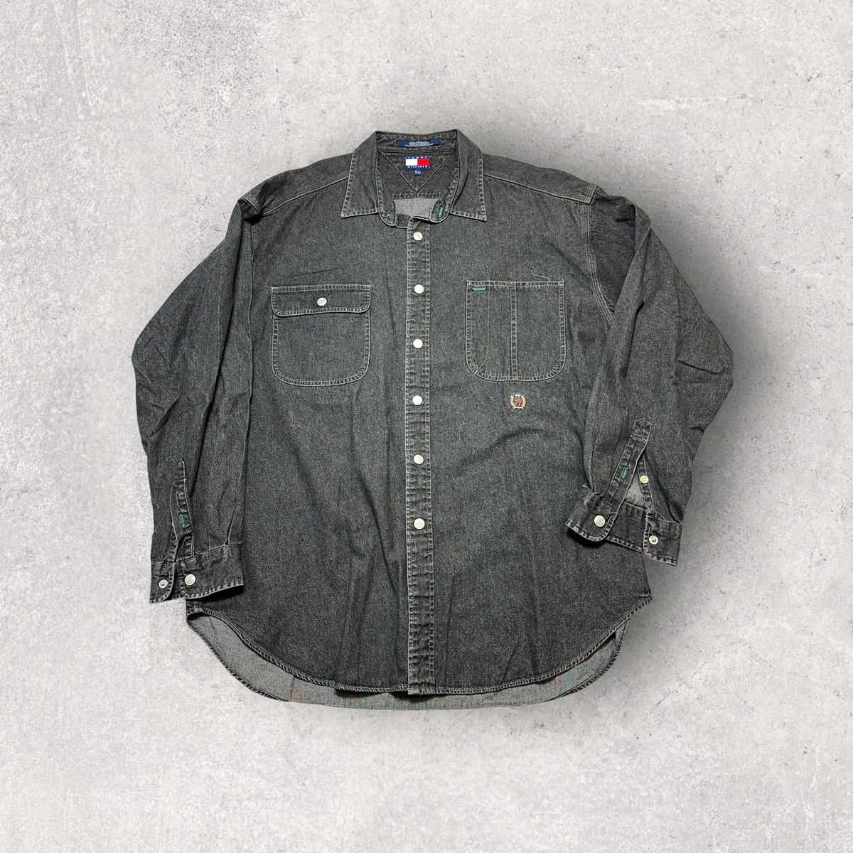 Tommy Hilfiger × Vintage Vintage Tommy Hilfiger denim shirt Size US XL / EU 56 / 4 - 1 Thumbnail