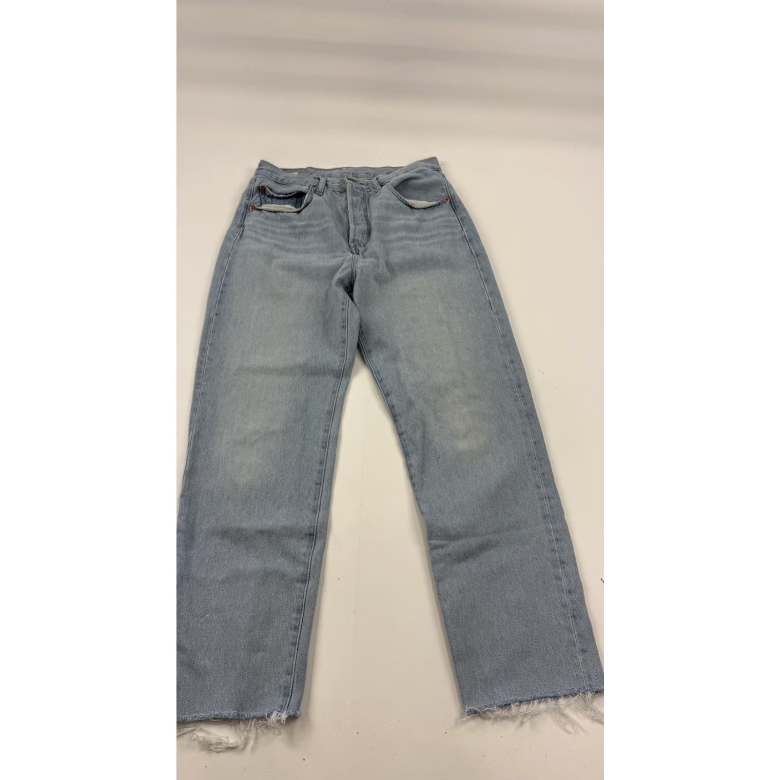 Levi's VINTAGE Levi's Premium 501 '81 Jeans Womens Light Wash Button Fly Straight Leg Raw Hem Denim Jeans 31in 30in Size 24" / US 00 / IT 34 - 2 Thumbnail