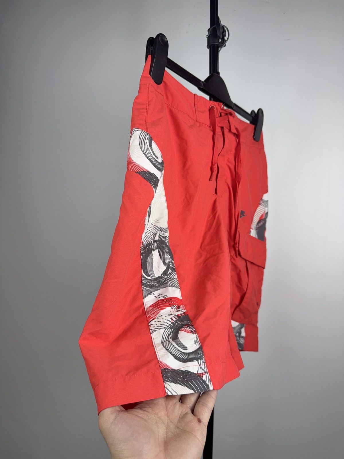 Nike 00s Vintage Nike Board Shorts Red Cargo Surf Y2K Size 30 Size US 30 / EU 46 - 2 Thumbnail