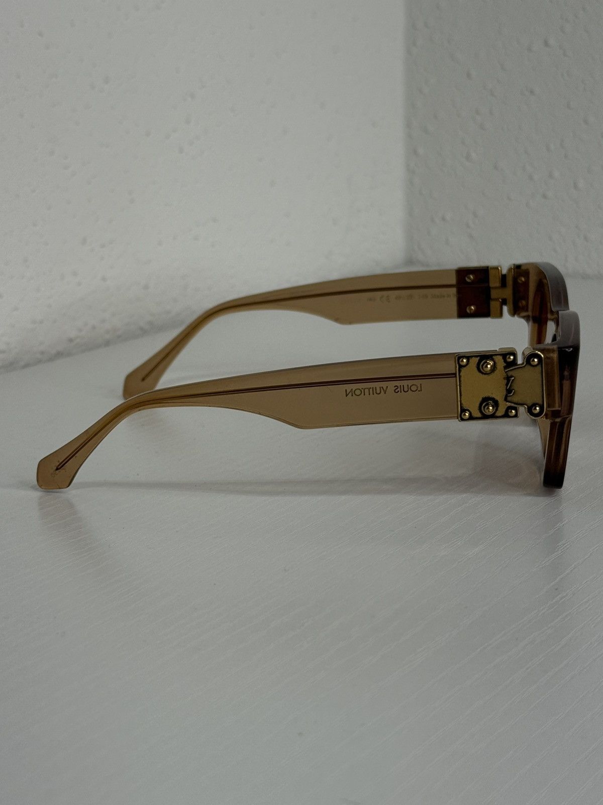 Louis Vuitton Louis Vuitton x NBA Charleston Sunglasses Size ONE SIZE - 6 Thumbnail