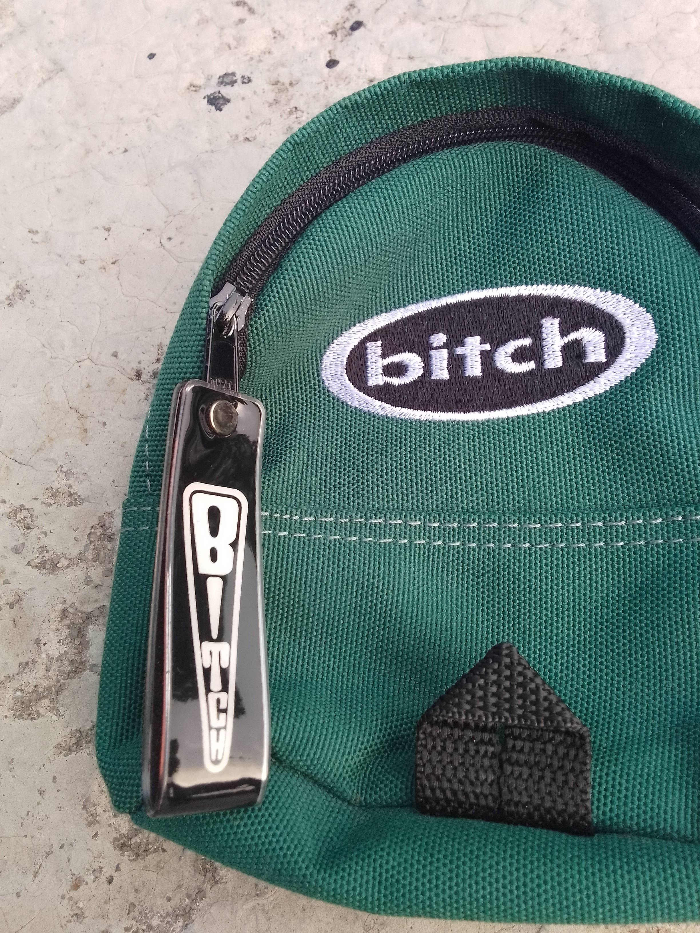 Vintage Vintage rare bitch skateboard mini backpack green Size ONE SIZE - 9 Thumbnail