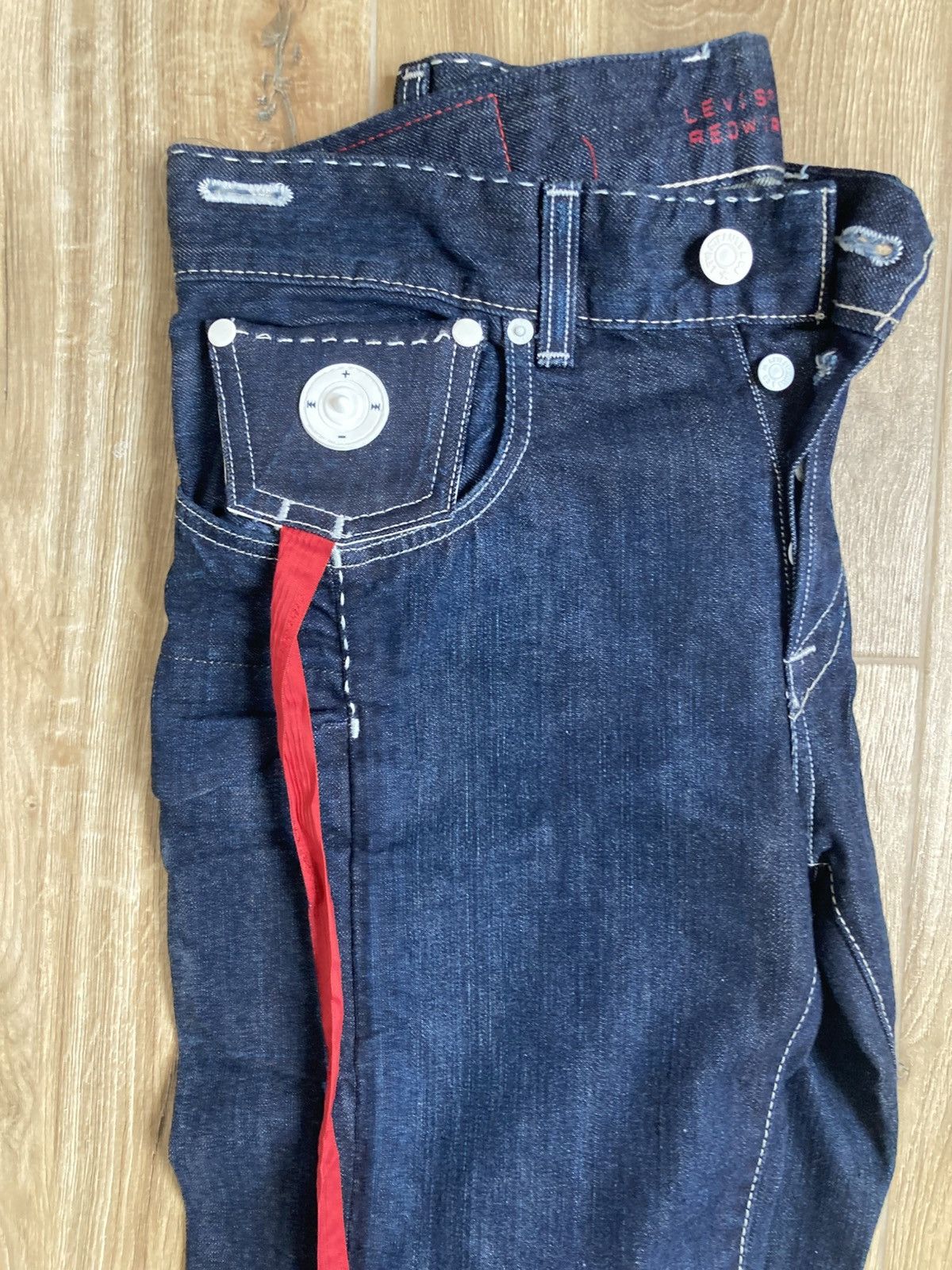 Levi's Jeans Levi’s x Redwire Limited AirPod Edition - W30L34 Size US 30 / EU 46 - 16 Thumbnail