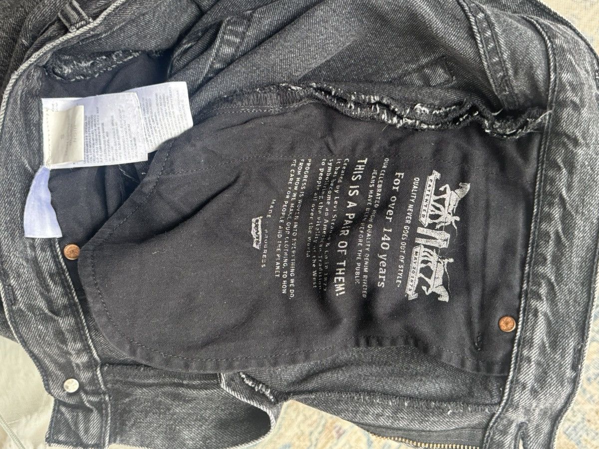 Vetements Vetements x Levi’s “615” Assymetrical Denim AW19 Size US 30 / EU 46 - 18 Thumbnail