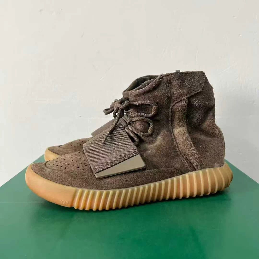 Adidas Yeezy 750 Chocolate 43 Size US 10 / EU 43 - 1 Thumbnail