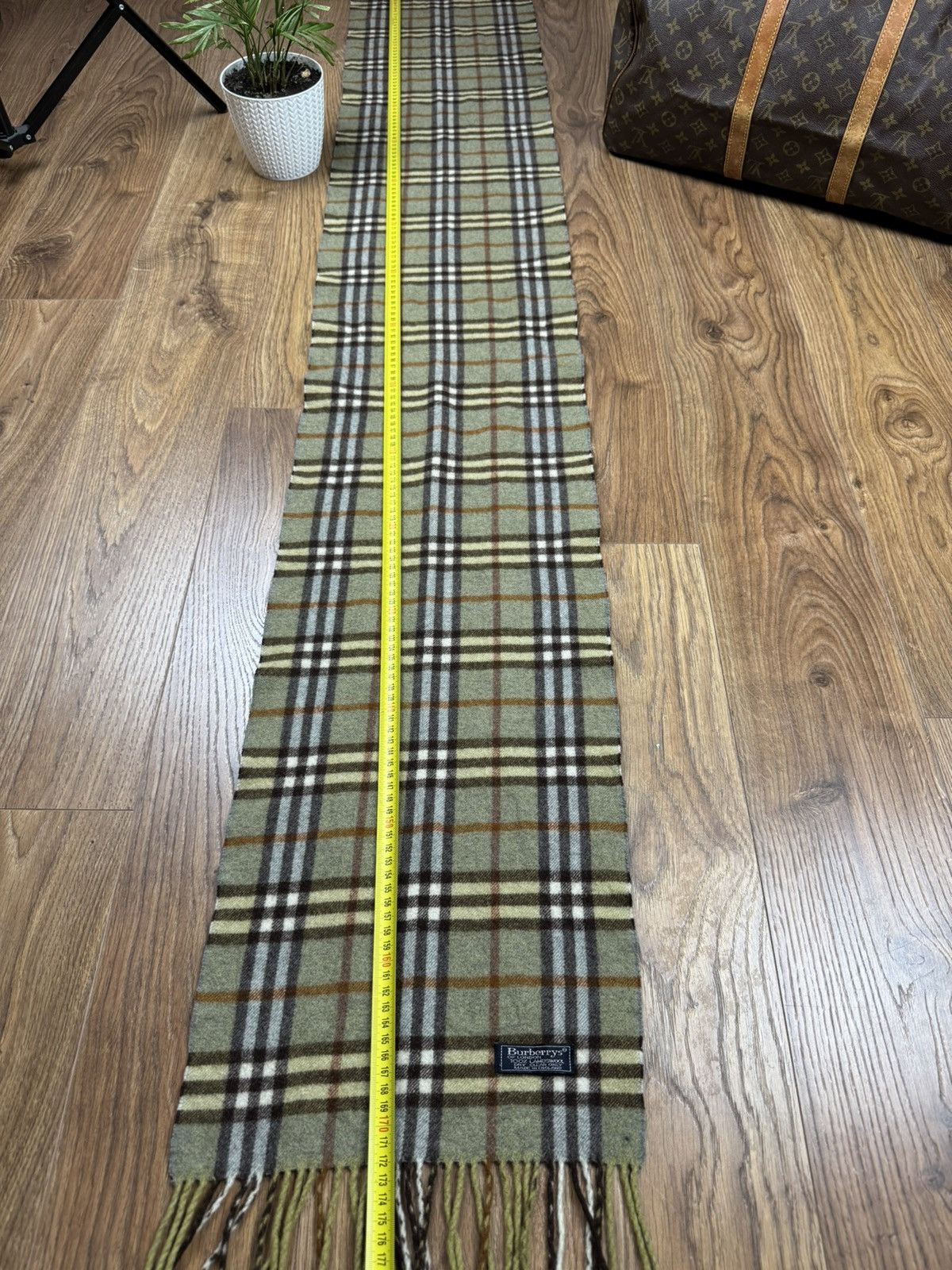 Burberry Vintage wool scarf Burberry’s 90s original luxury item Size ONE SIZE - 4 Thumbnail