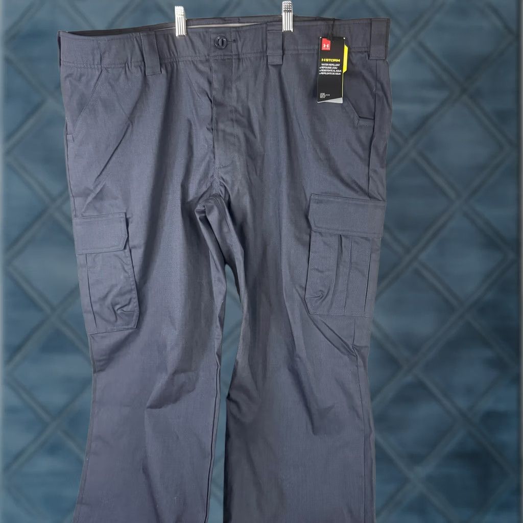 Under Armour Under Armour UA Storm Cargo Pants Mens 46x37 Navy Water-Repellent Workwear Cargo Pants Mens Big & Tall Blue Size US 30 / EU 46 - 1 Thumbnail