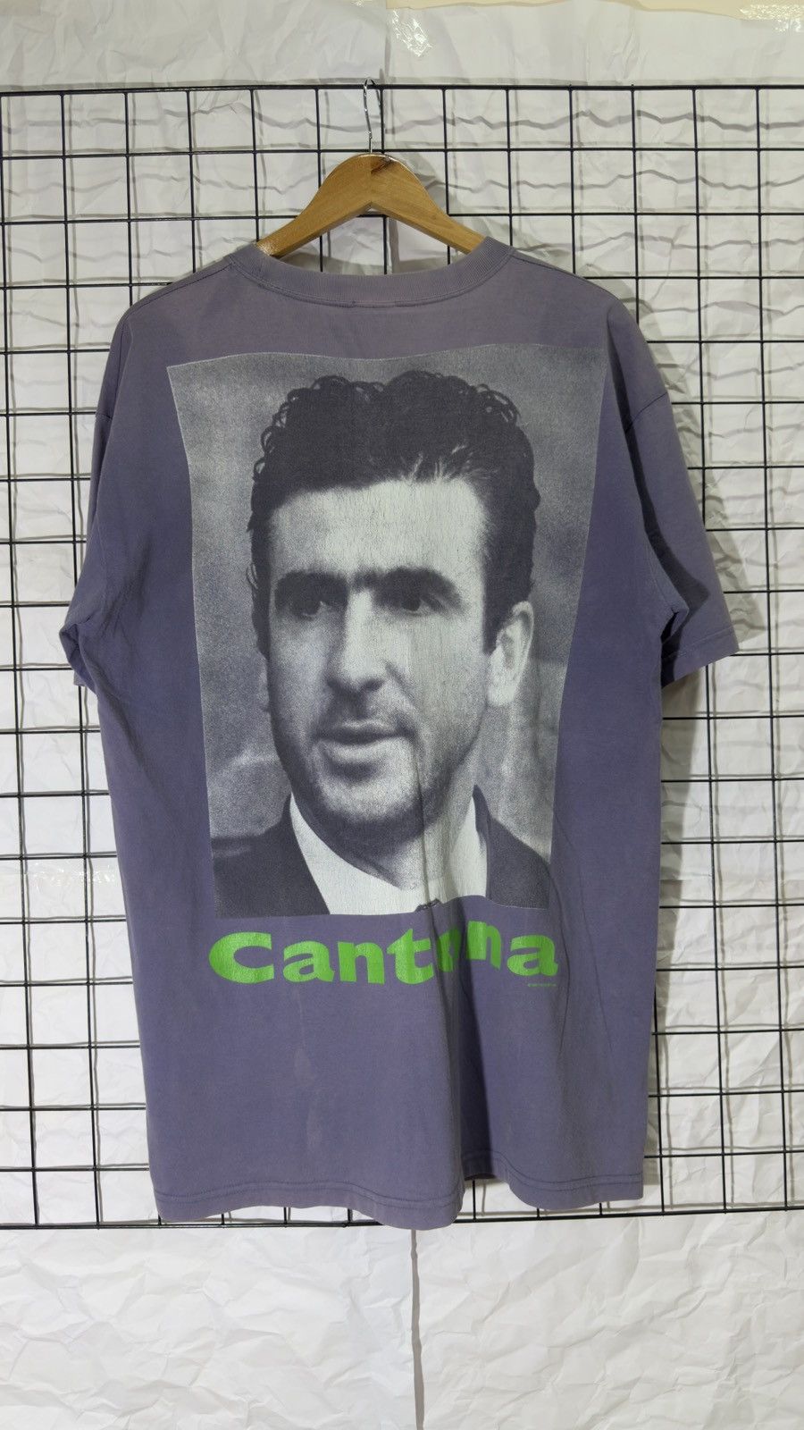 Vintage Vintage 1996 eric cantona big face tee shirt Size US XL / EU 56 / 4 - 1 Thumbnail