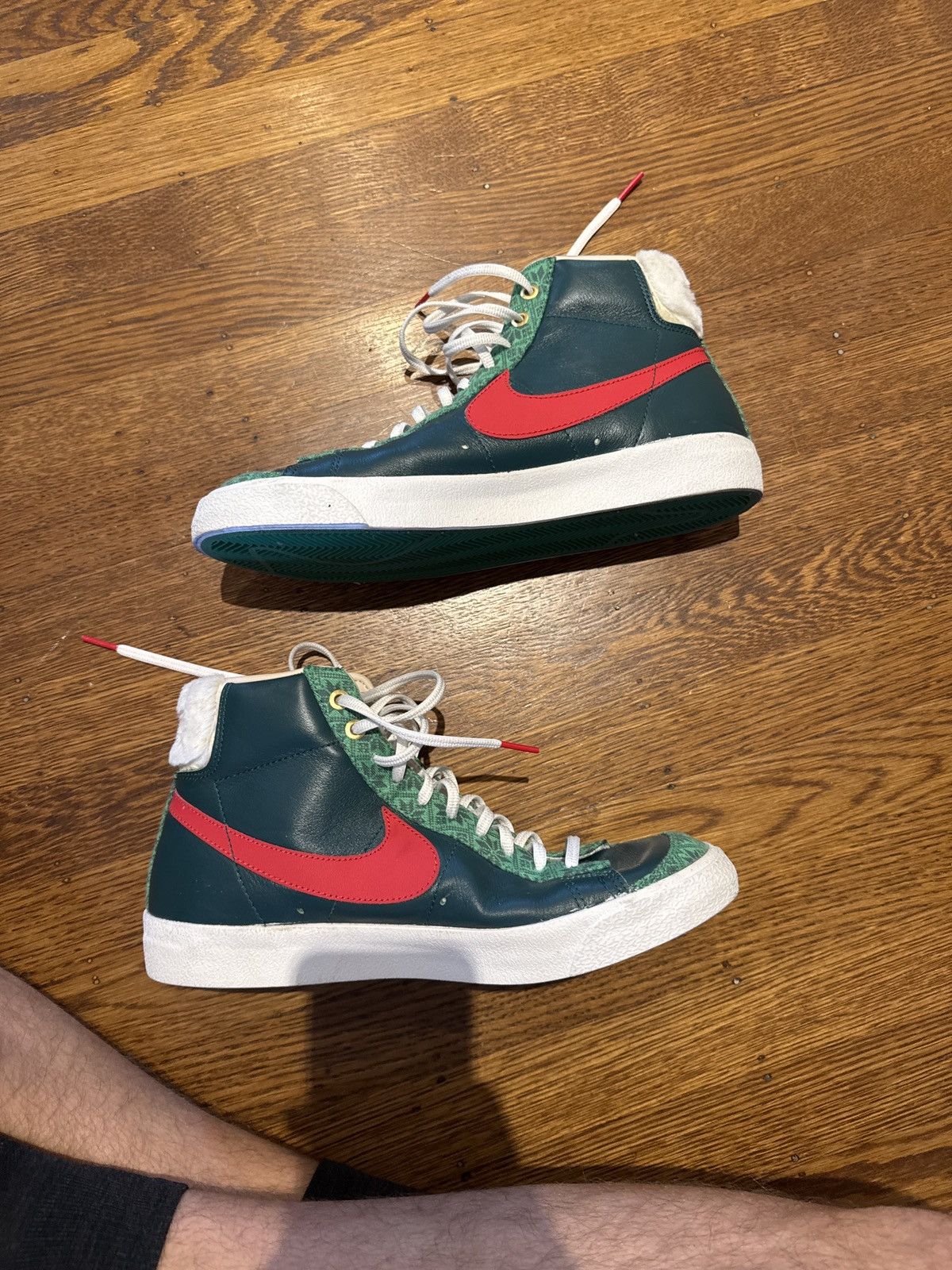 Nike Nike Christmas blazer. Size US 9 / EU 42 - 6 Thumbnail