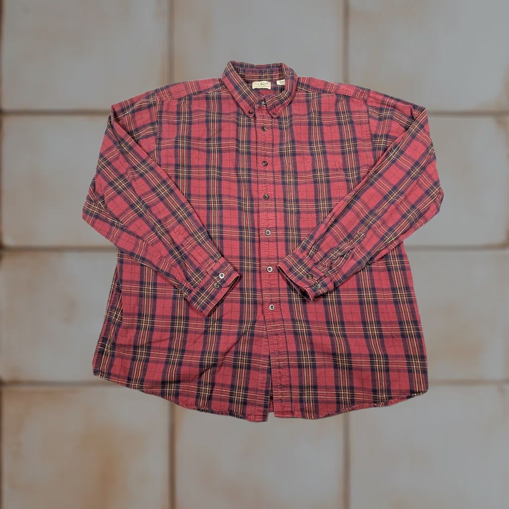 Vintage LL Bean Shirt Mens XL Red Plaid Flannel Long Sleeve Button Front Casual Size US XL / EU 56 / 4 - 1 Thumbnail