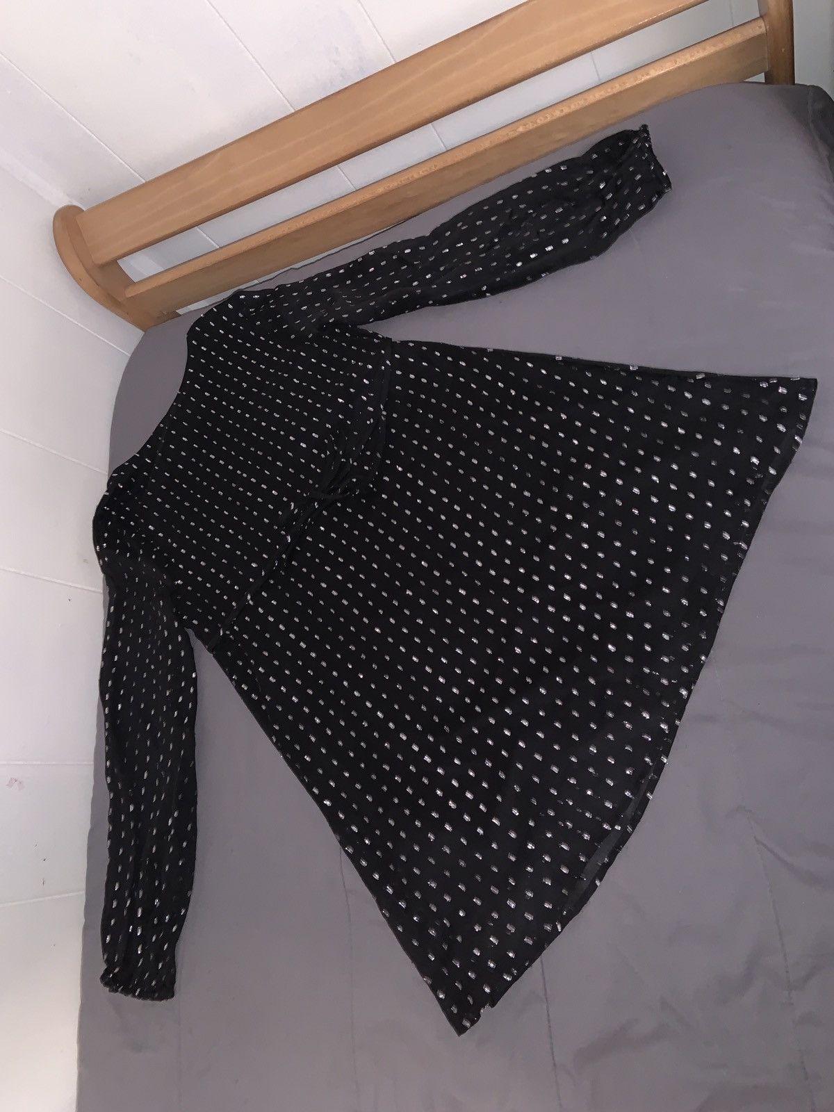 Old Navy Womens - V-Neck Swiss Dot - Mini Dress - Size Small Size S / US 4 / IT 40 - 4 Thumbnail