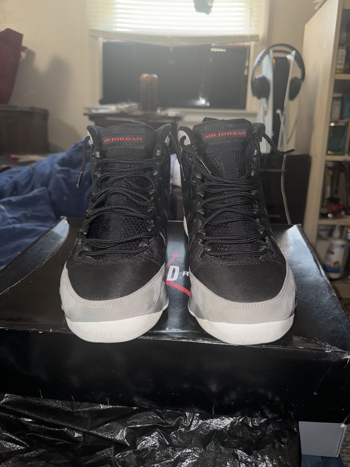Jordan Brand particle grey 9 Size US 10.5 / EU 43-44 - 3 Thumbnail