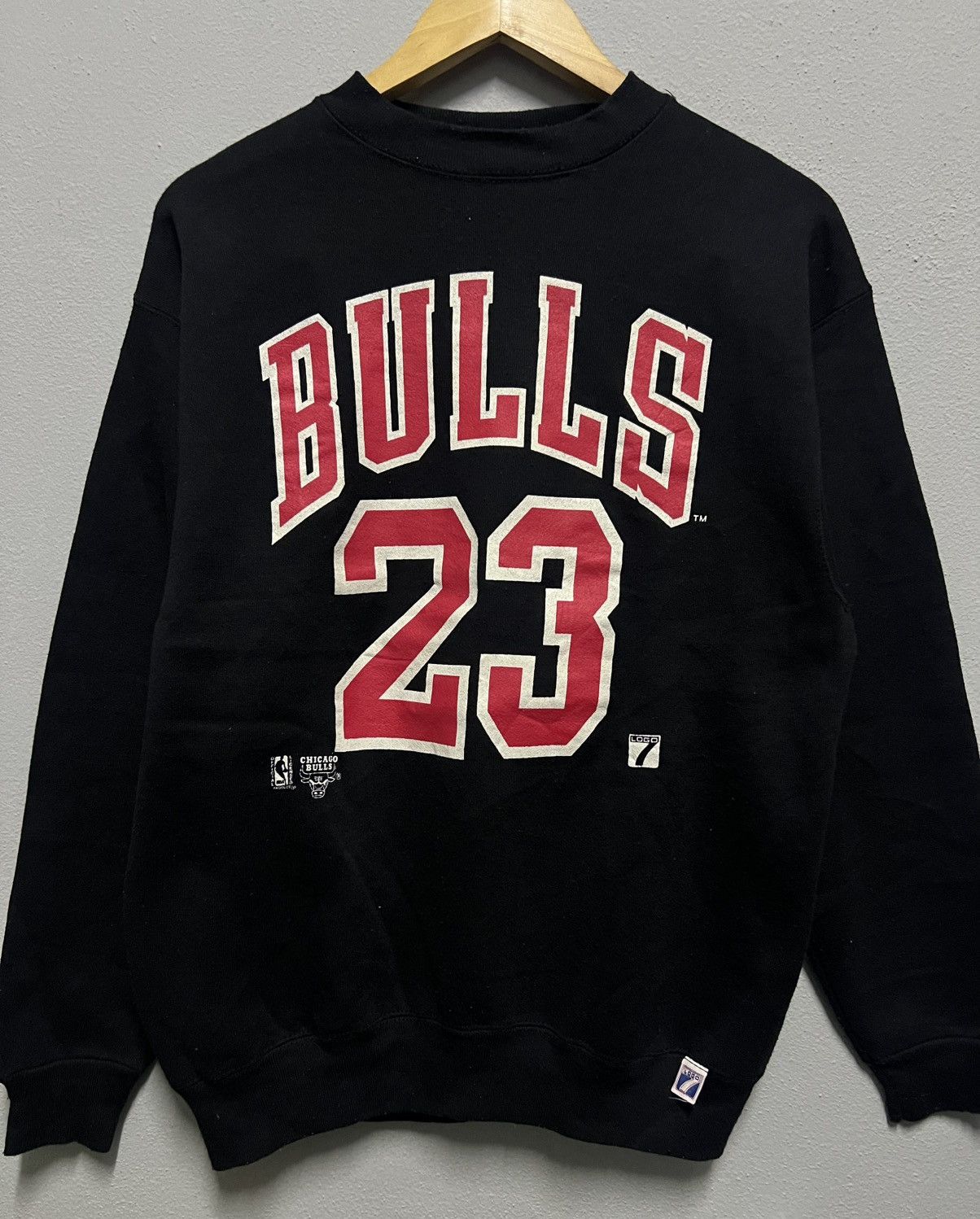 NBA VINTAGE 90s Chicago Bulls Michael Jordan #23 Sweatshirt Size US M / EU 48-50 / 2 - 2 Thumbnail