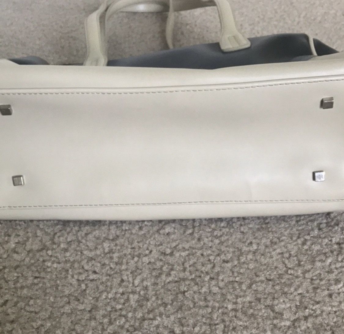 Esprit ESPRIT NAVY BLUE LEATHER SHOUlDER BAG Size ONE SIZE - 4 Thumbnail