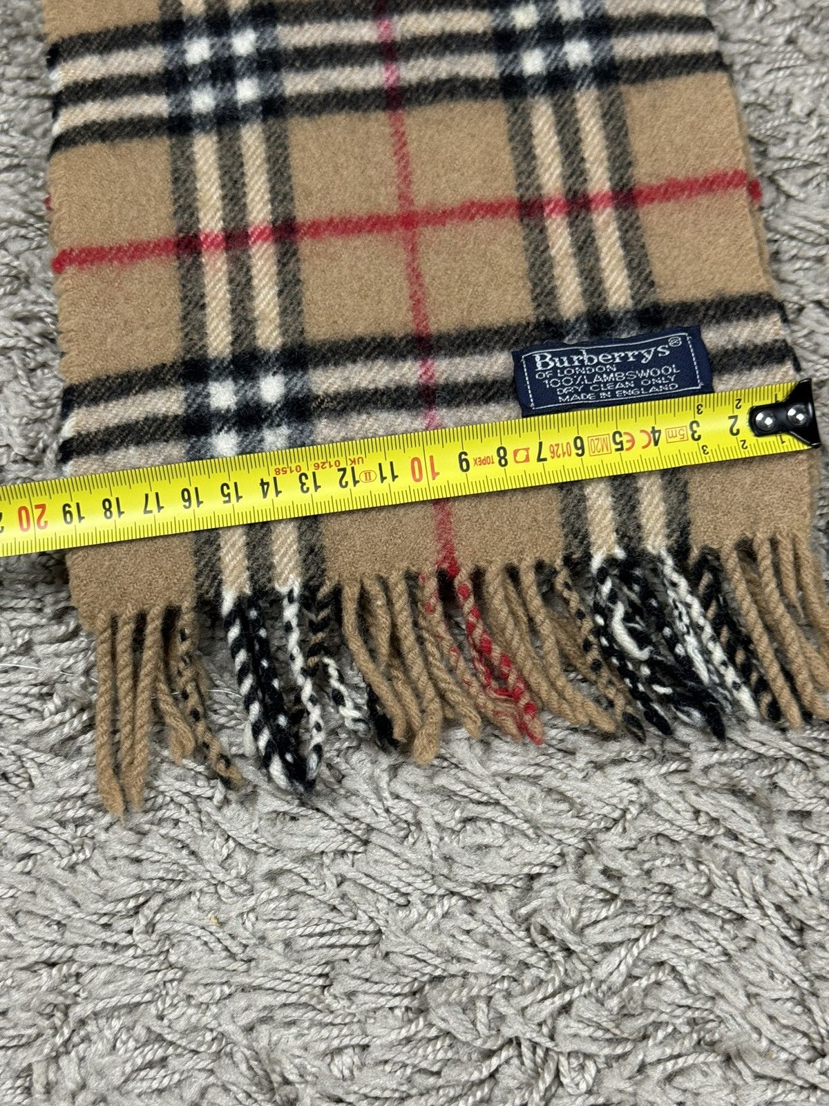 Vintage wool scarf Burberry's 90s original luxury item