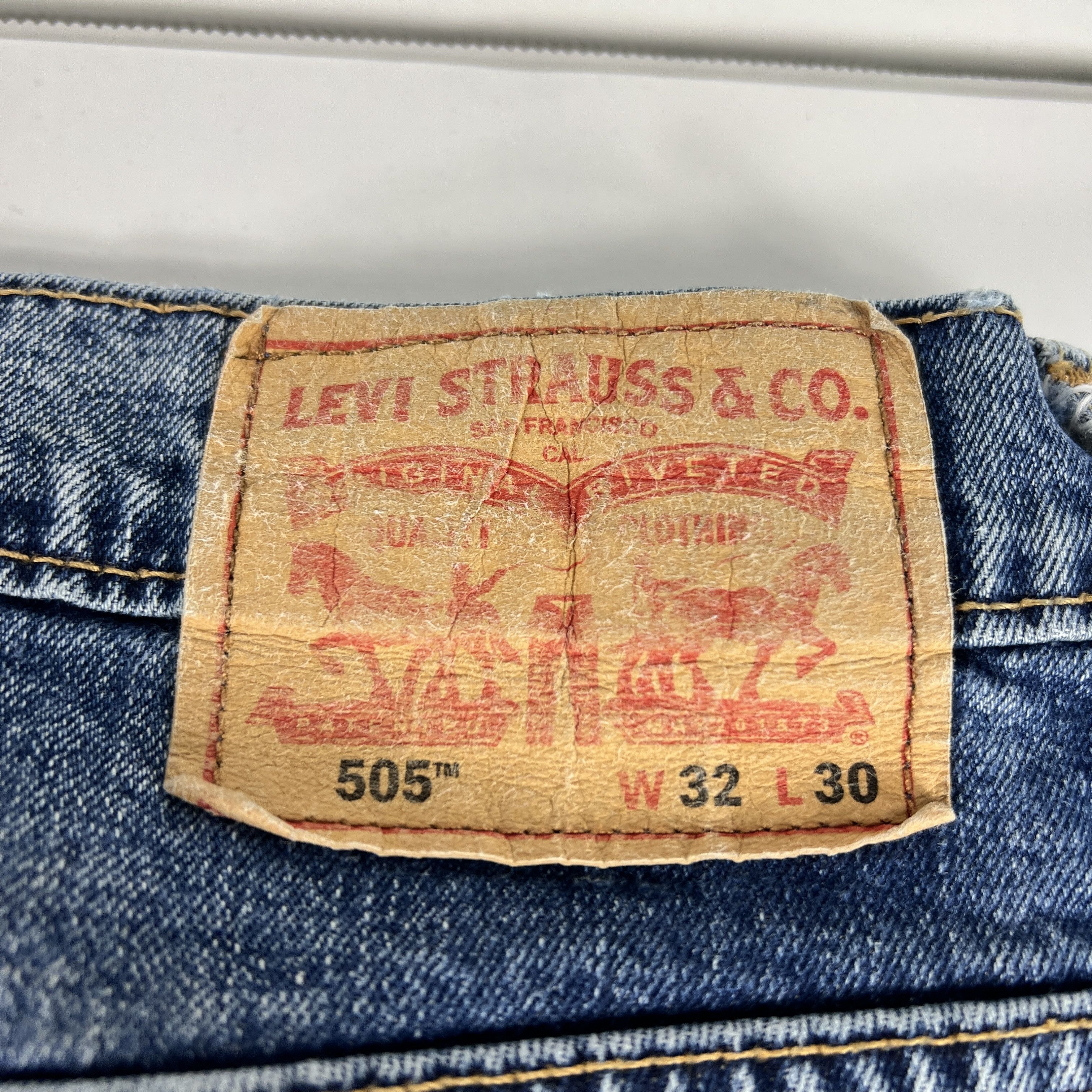Levi's Levi's Jeans 505 Straight Leg Blue Faded Stretch Denim Size US 32 / EU 48 - 17 Thumbnail