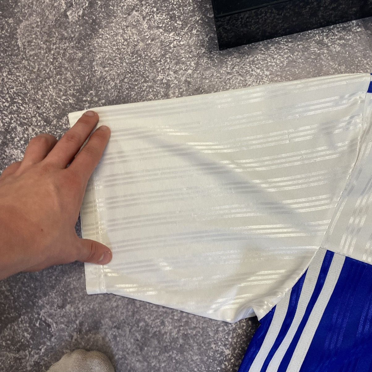 Adidas × Vintage Vintage Adidas Schalke 04 Number 7 2000’s soccer jersey Size US S / EU 44-46 / 1 - 8 Thumbnail