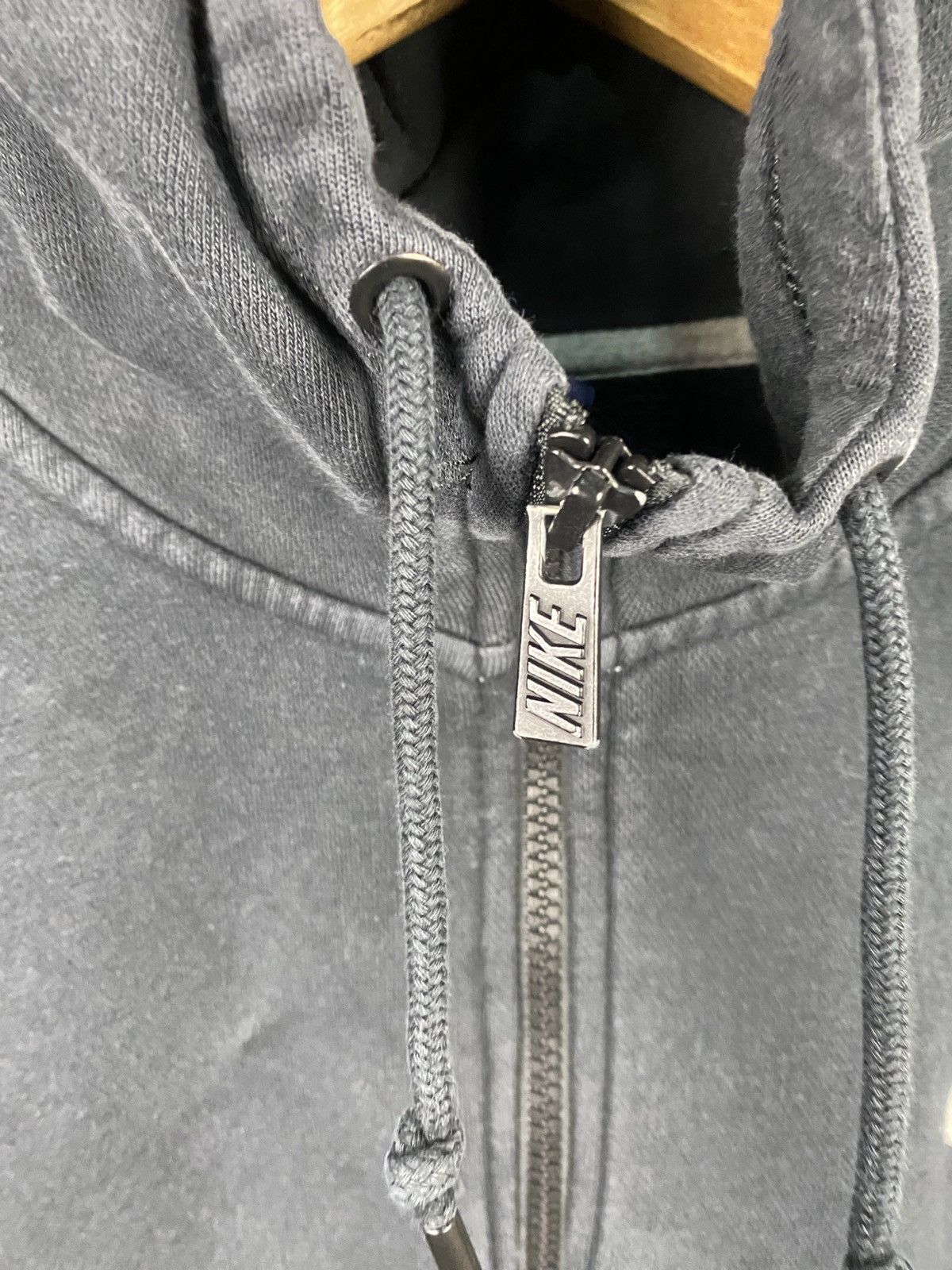 Nike Vintage Nike Essential Zipper Hoodie Size US XL / EU 56 / 4 - 4 Thumbnail