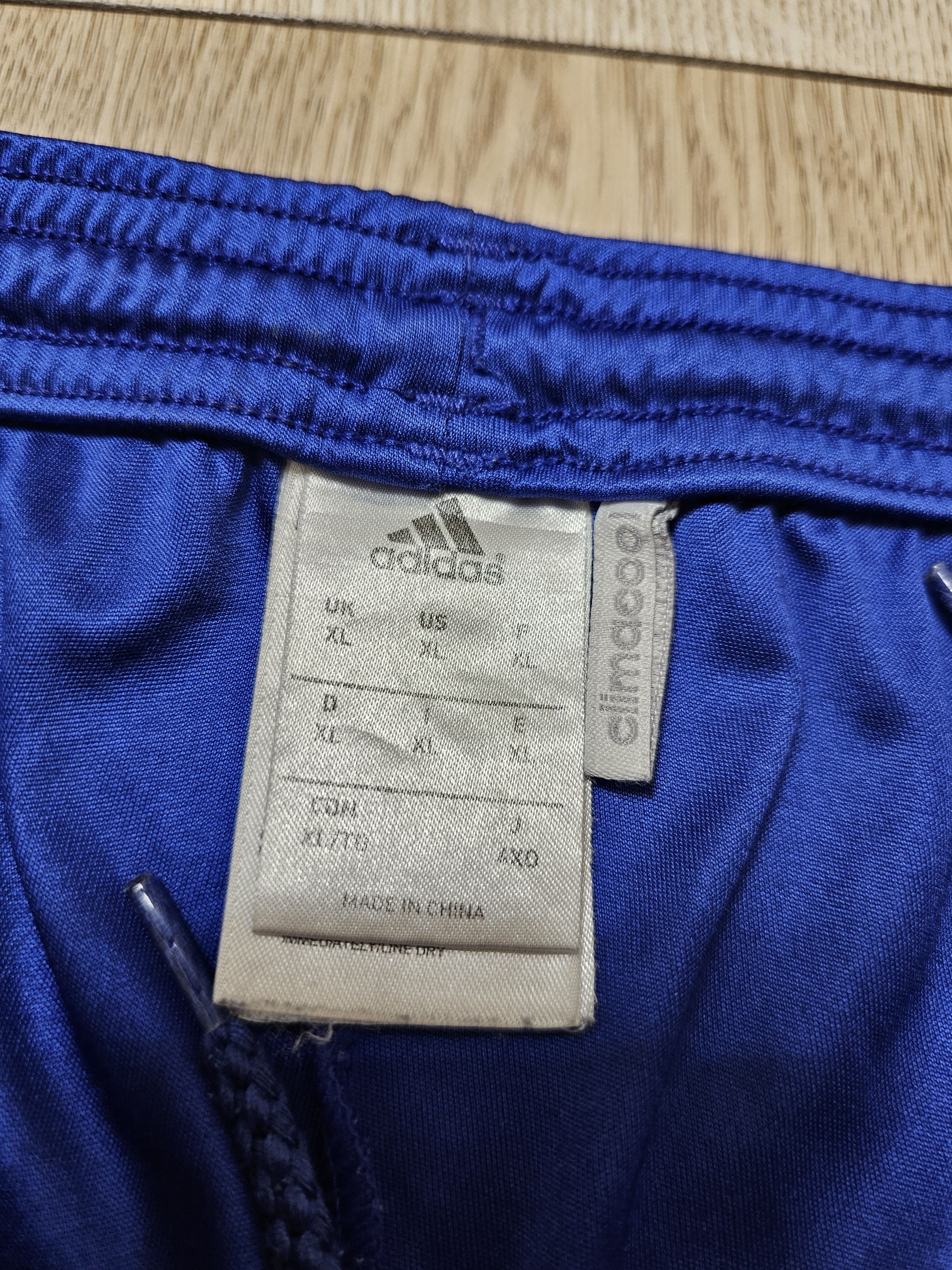Adidas CHELSEA 2015 2016 HOME FOOTBALL SHORTS SOCCER SHORTS XL Size US 40 / EU 56 - 8 Thumbnail