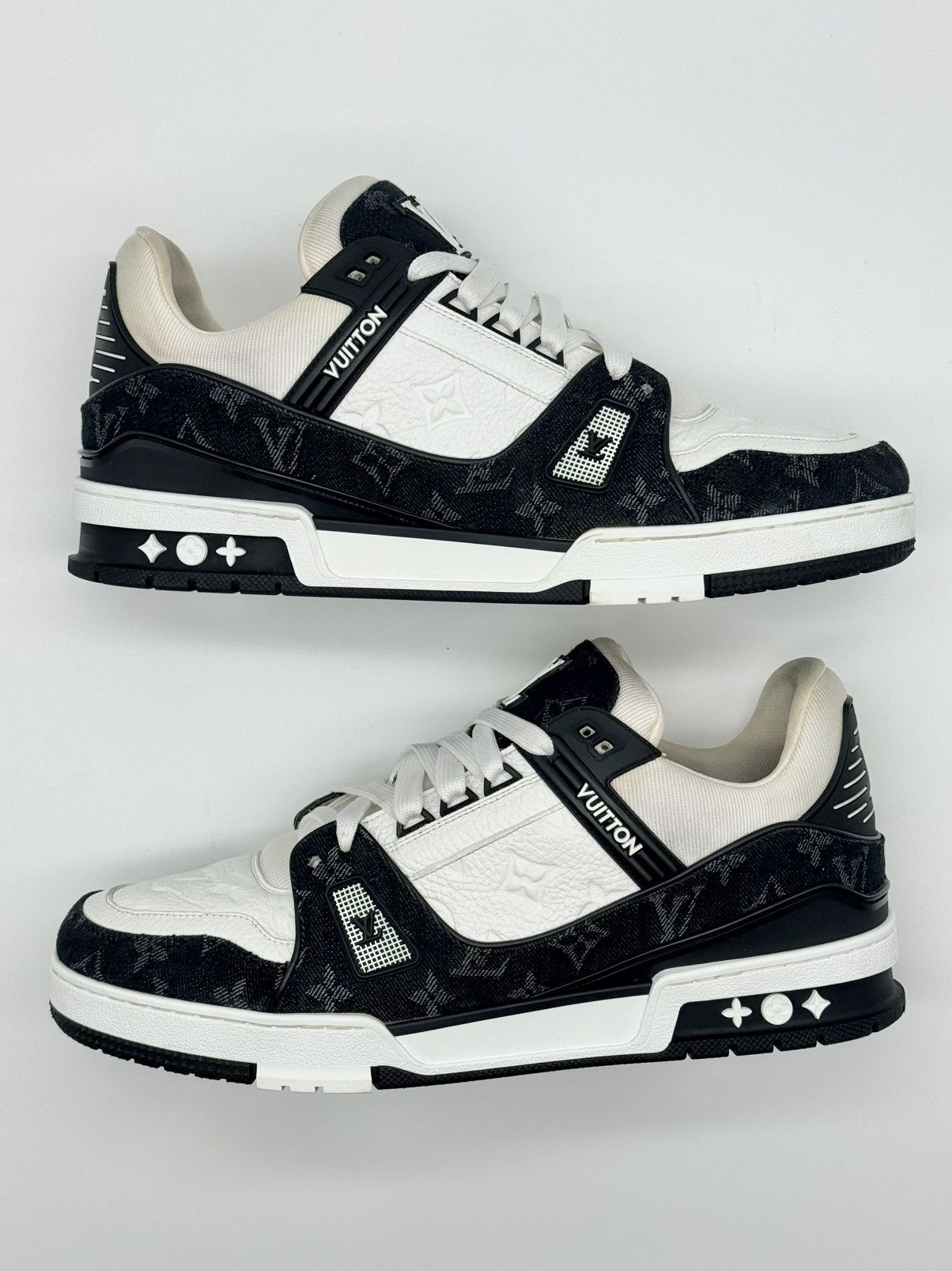 Louis Vuitton Size 11.5 - Louis Vuitton Trainer Low Black Size US 11.5 / EU 44-45 - 2 Thumbnail