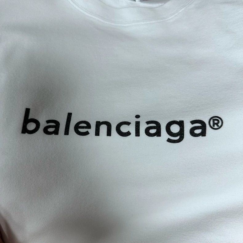 Balenciaga Balenciaga White mailbox short sleeve Size US M / EU 48-50 / 2 - 6 Thumbnail