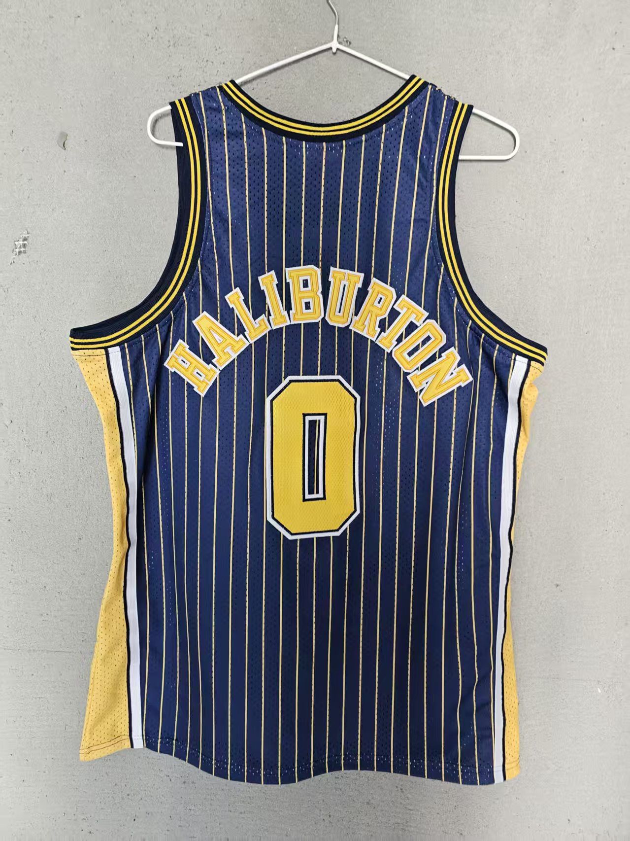 NBA Indiana Pacers #0 Tyrese Haliburton Jersey Double Stitched Size US M / EU 48-50 / 2 - 1 Thumbnail