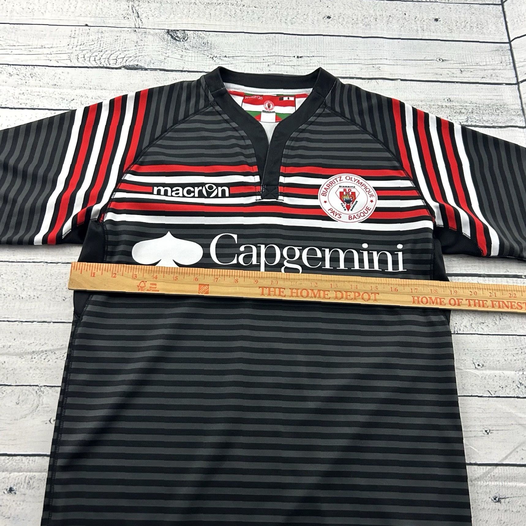 Macron Macron Biarritz Short Sleeve Rugby Jersey Shirt Men S Black Size US S / EU 44-46 / 1 - 7 Thumbnail
