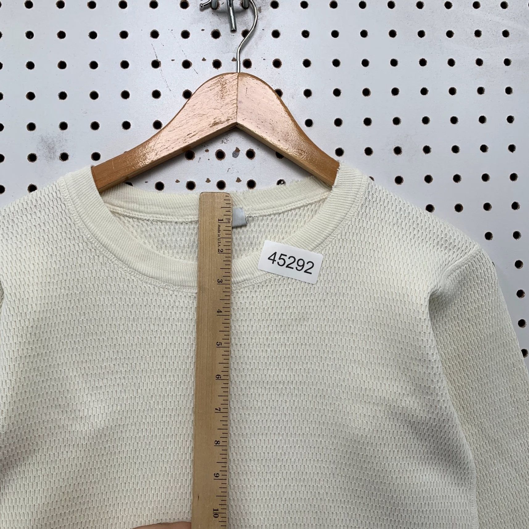 Vintage VINTAGE Bodygard T-Shirt Shirt Mens L Beige Thermal Waffle Knit Long Sleeve 50s 60s Cotton Grunge Winter Fall Spring Mens Size US L / EU 52-54 / 3 - 6 Thumbnail