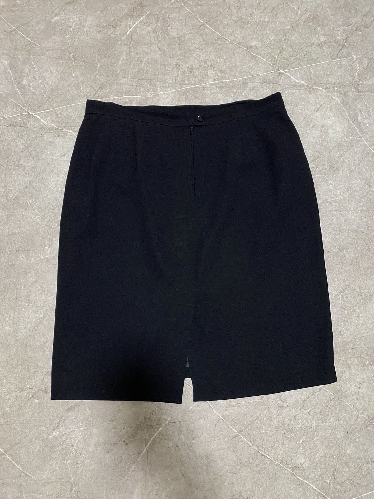 Marina Rinaldi Vintage Marina Rinaldi Virgin Wool Midi Skirt Made in Italy Size 27" / US 4 / IT 40 - 4 Thumbnail