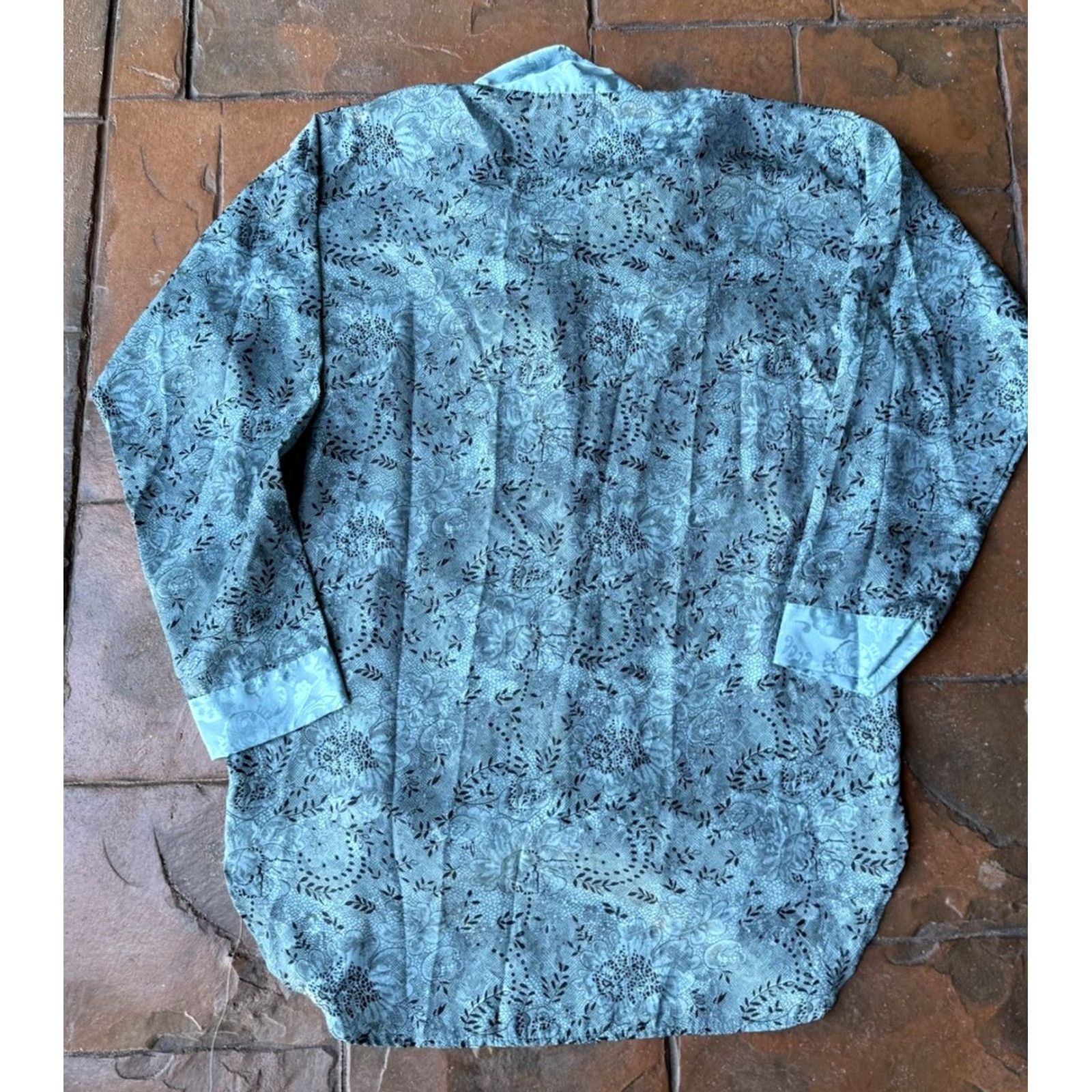 Victoria's Secret VINTAGE Victoria's Secret Gold Label Paisley Satin Nightgown Shirt P/S Blue Satin Shir t? Size S / US 4 / IT 40 - 3 Thumbnail