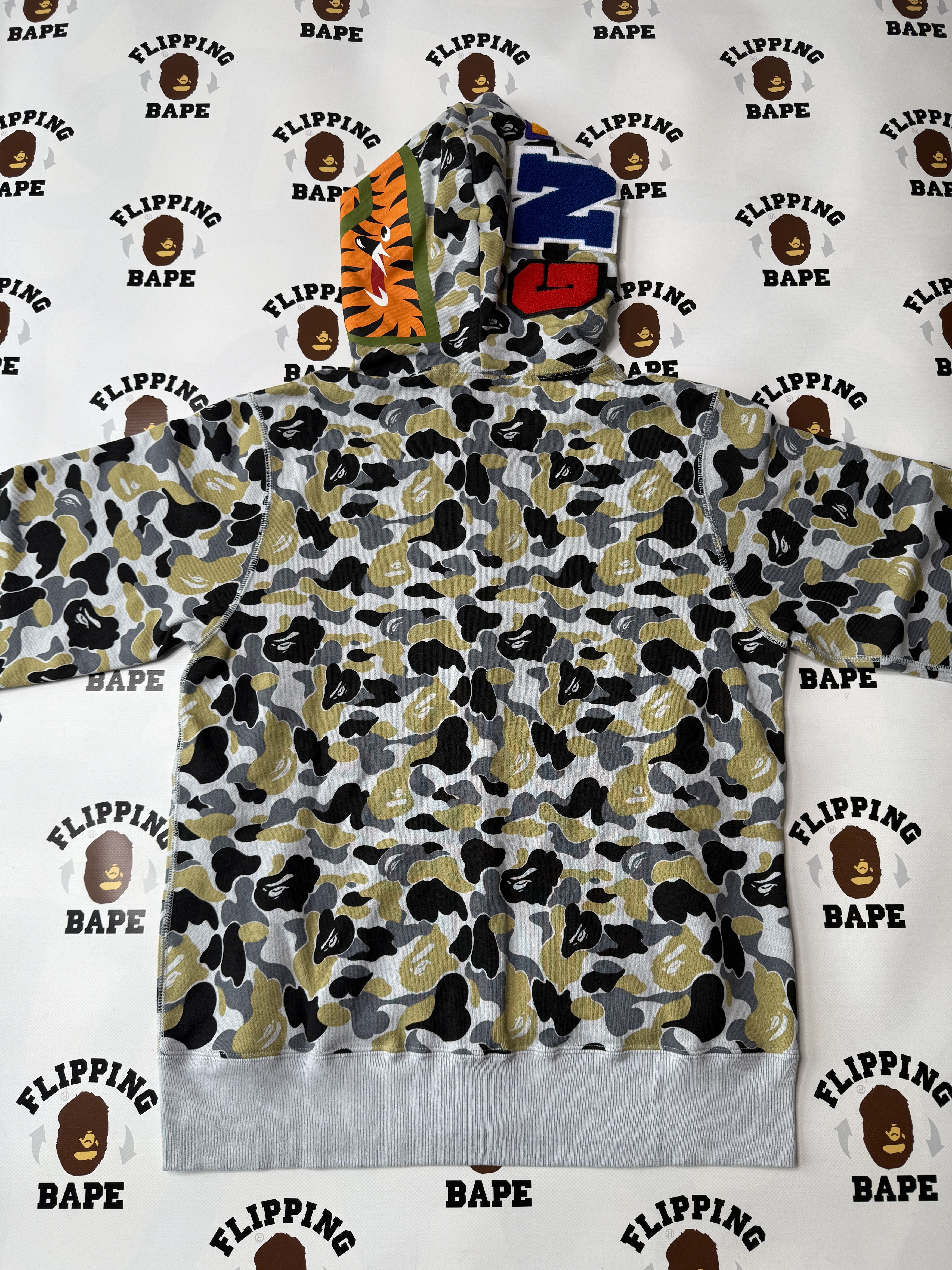 Bape BAPE STORE GINZA OPENING CRYSTAL STONE SHARK FULL ZIP HOODIE Size US M / EU 48-50 / 2 - 9 Thumbnail