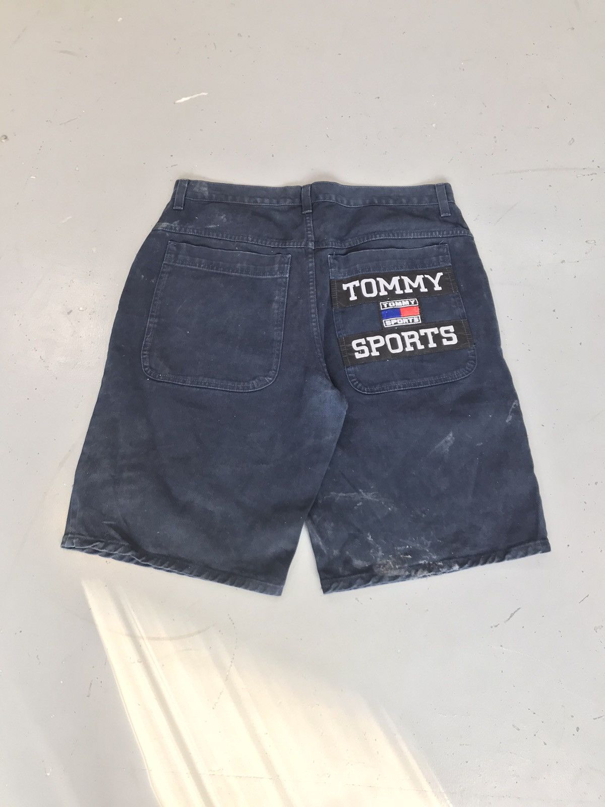 Tommy Hilfiger × Vintage Vintage tummy Hilfiger big pocket SpellOut denim jort Size US 39 - 1 Thumbnail