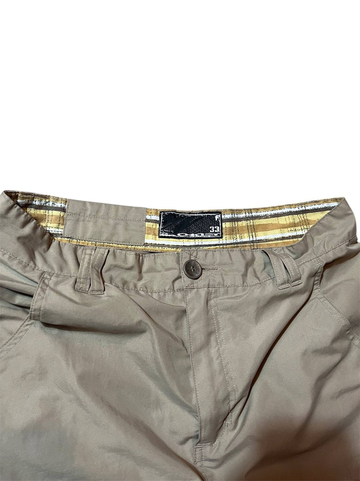 Oakley Oakley Vintage Cargo Shorts Utility Tech Beige Size 33 Size US 33 - 3 Thumbnail