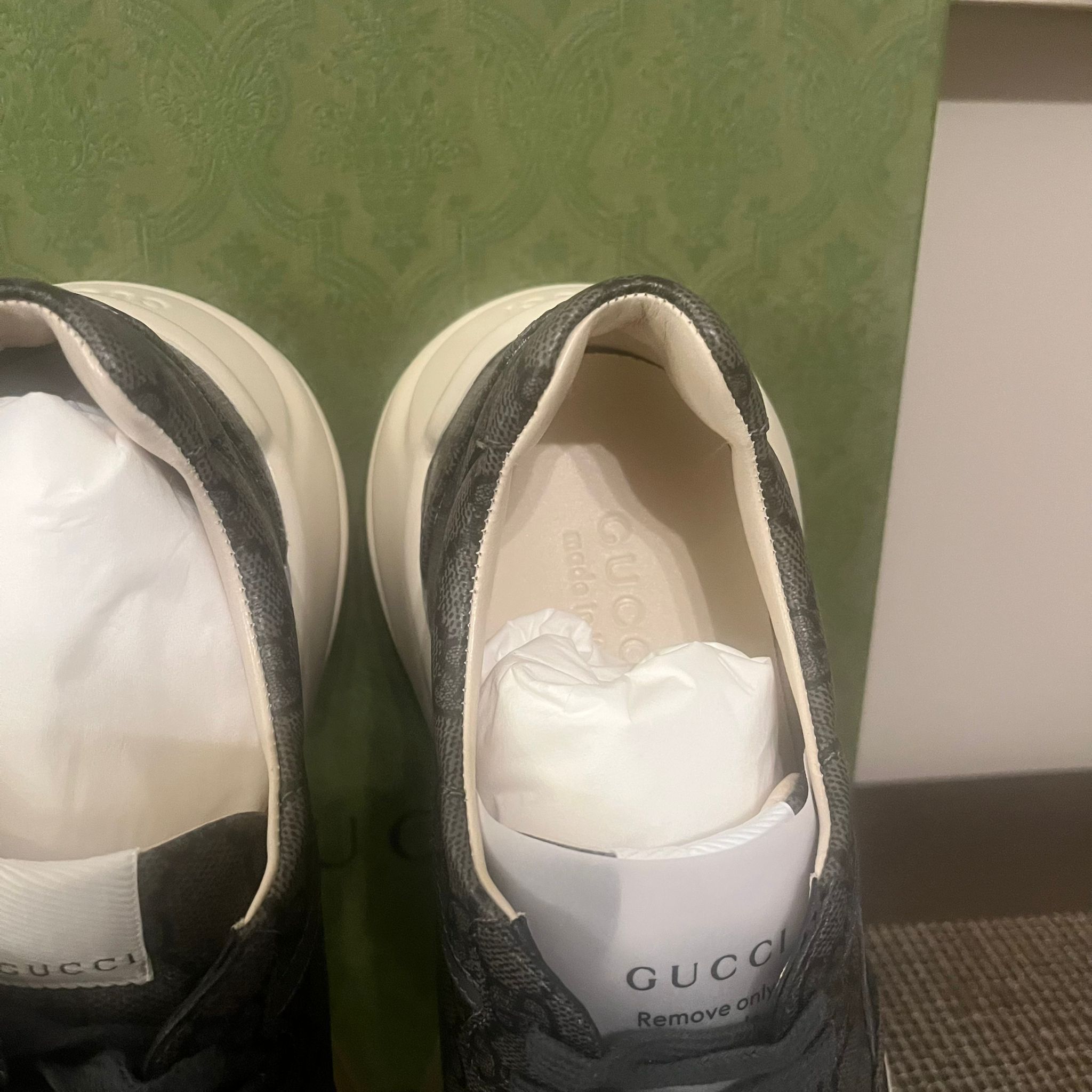 Gucci o1rshd1 Rython GG Monogram Sneaker in Grey/Black Size US 9 / EU 42 - 12 Thumbnail